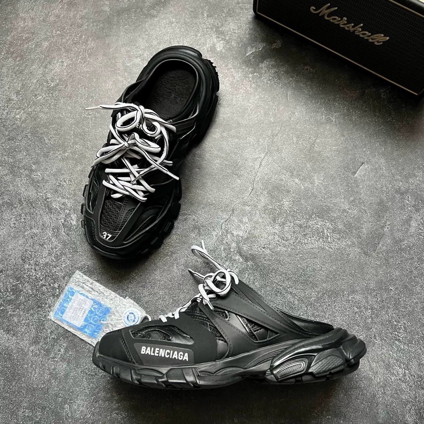 Balenciaga Balenciaga Black Lowtop Sneakers 37 Women Size US 6.5 / IT 36.5 - 4 Thumbnail
