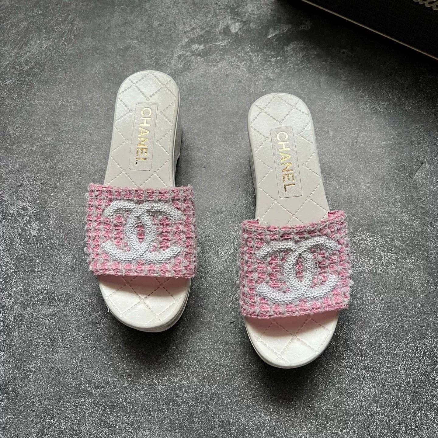 Chanel Chanel Blue Sandals 24 Women Size US 8 / IT 38 - 3 Thumbnail