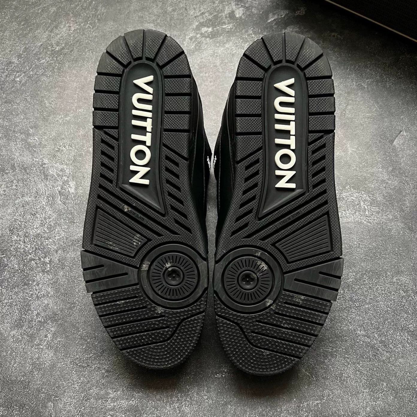 Louis Vuitton Louis Vuitton Training Black Lowtop Sneakers 41 Men Size US 8.5 / EU 41-42 - 7 Thumbnail