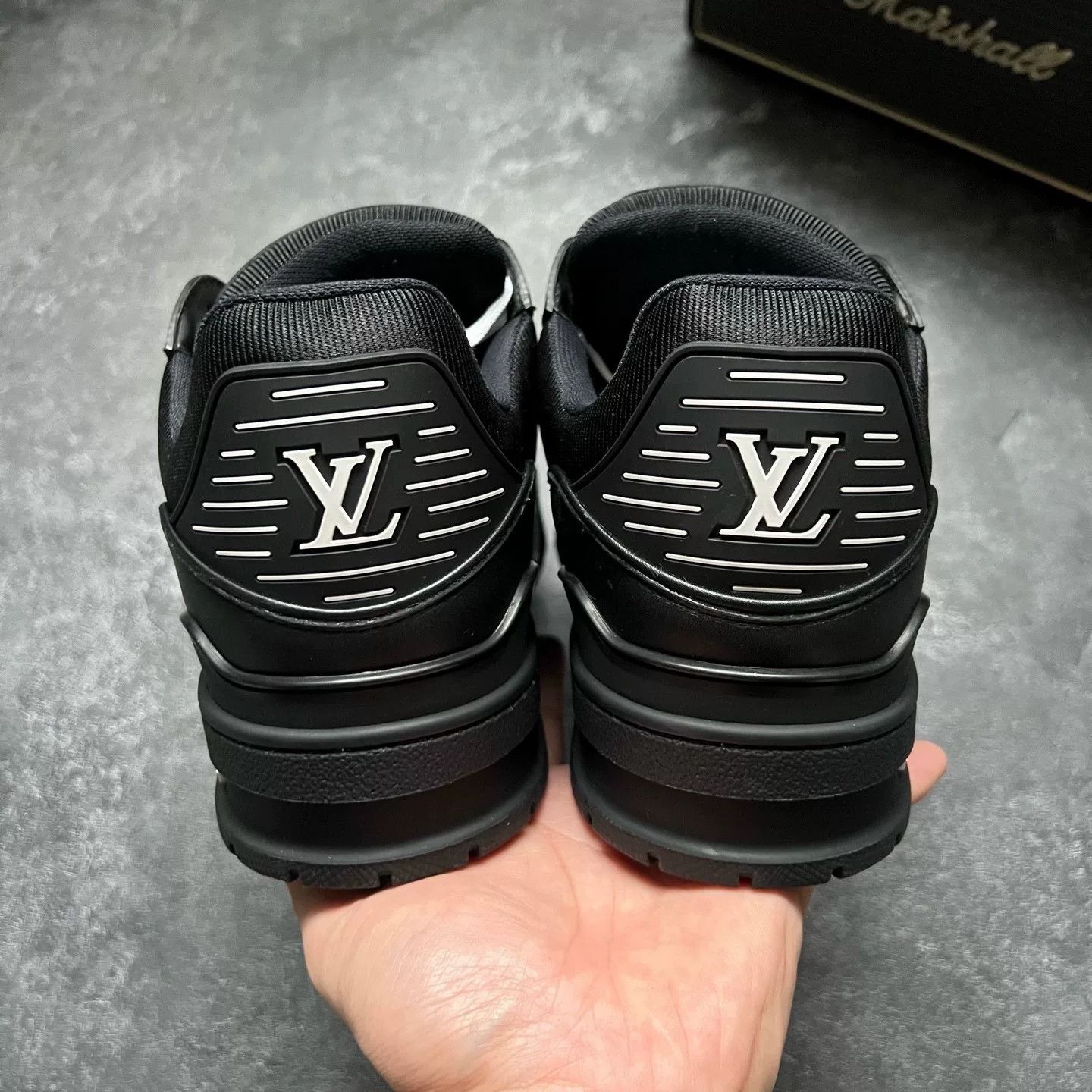 Louis Vuitton Louis Vuitton Training Black Lowtop Sneakers 41 Men Size US 8.5 / EU 41-42 - 6 Thumbnail