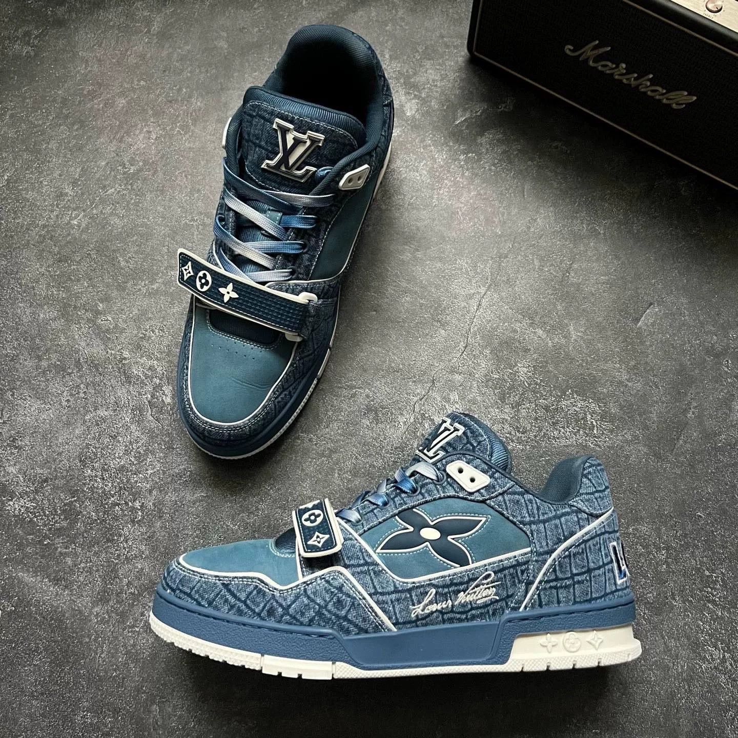 Louis Vuitton Louis Vuitton Training Blue Lowtop Sneakers 9.5 Men Size US 9.5 / EU 42-43 - 4 Thumbnail