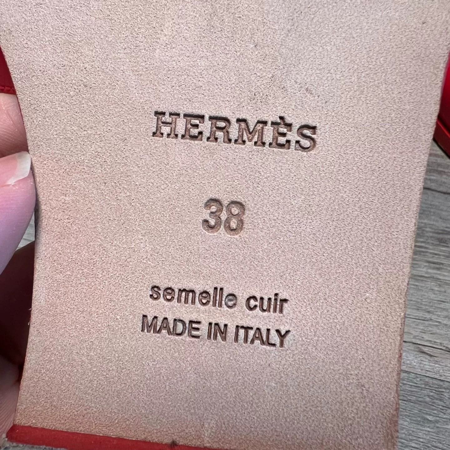 Hermes Hermes Red Sandals 38 Women Size US 7.5 / IT 37.5 - 7 Thumbnail