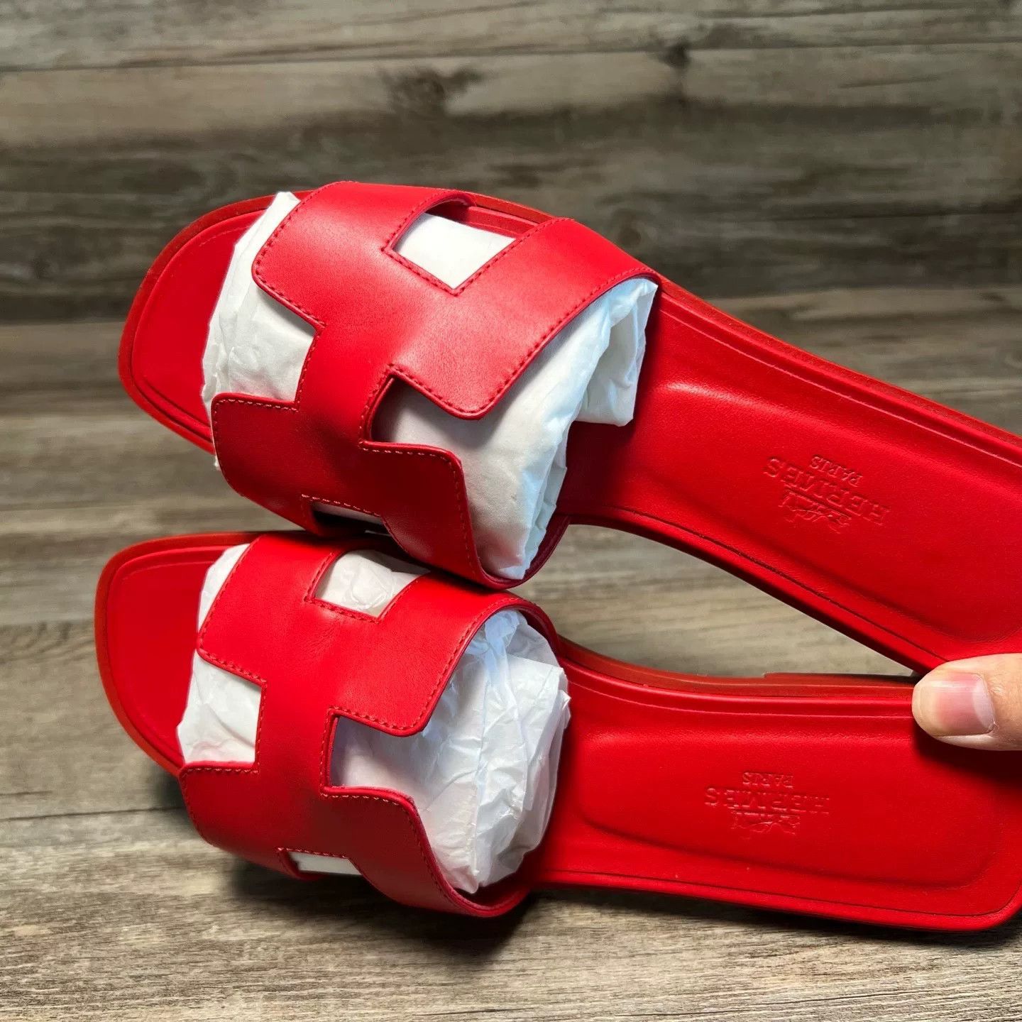 Hermes Hermes Red Sandals 38 Women Size US 7.5 / IT 37.5 - 5 Thumbnail