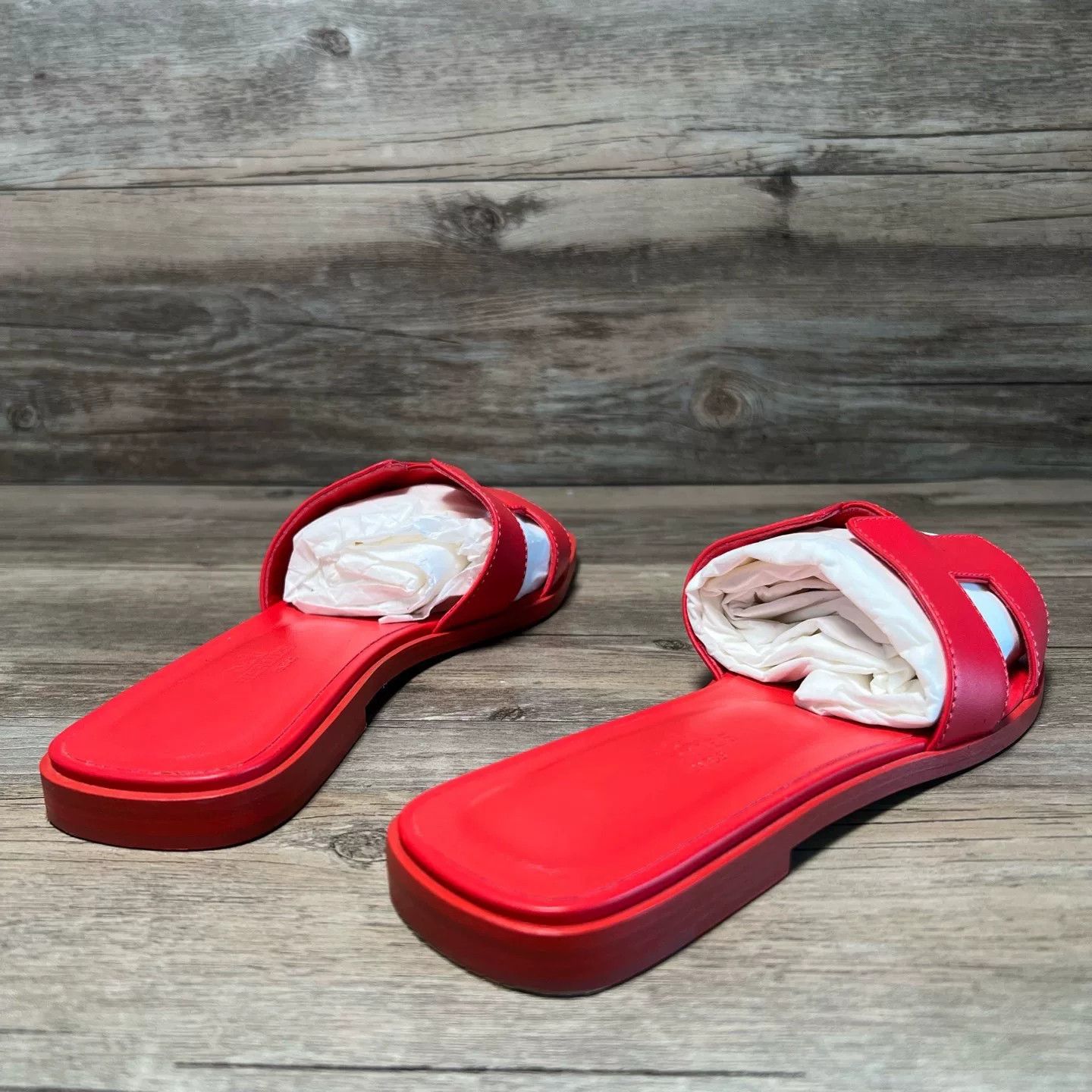 Hermes Hermes Red Sandals 38 Women Size US 7.5 / IT 37.5 - 3 Thumbnail