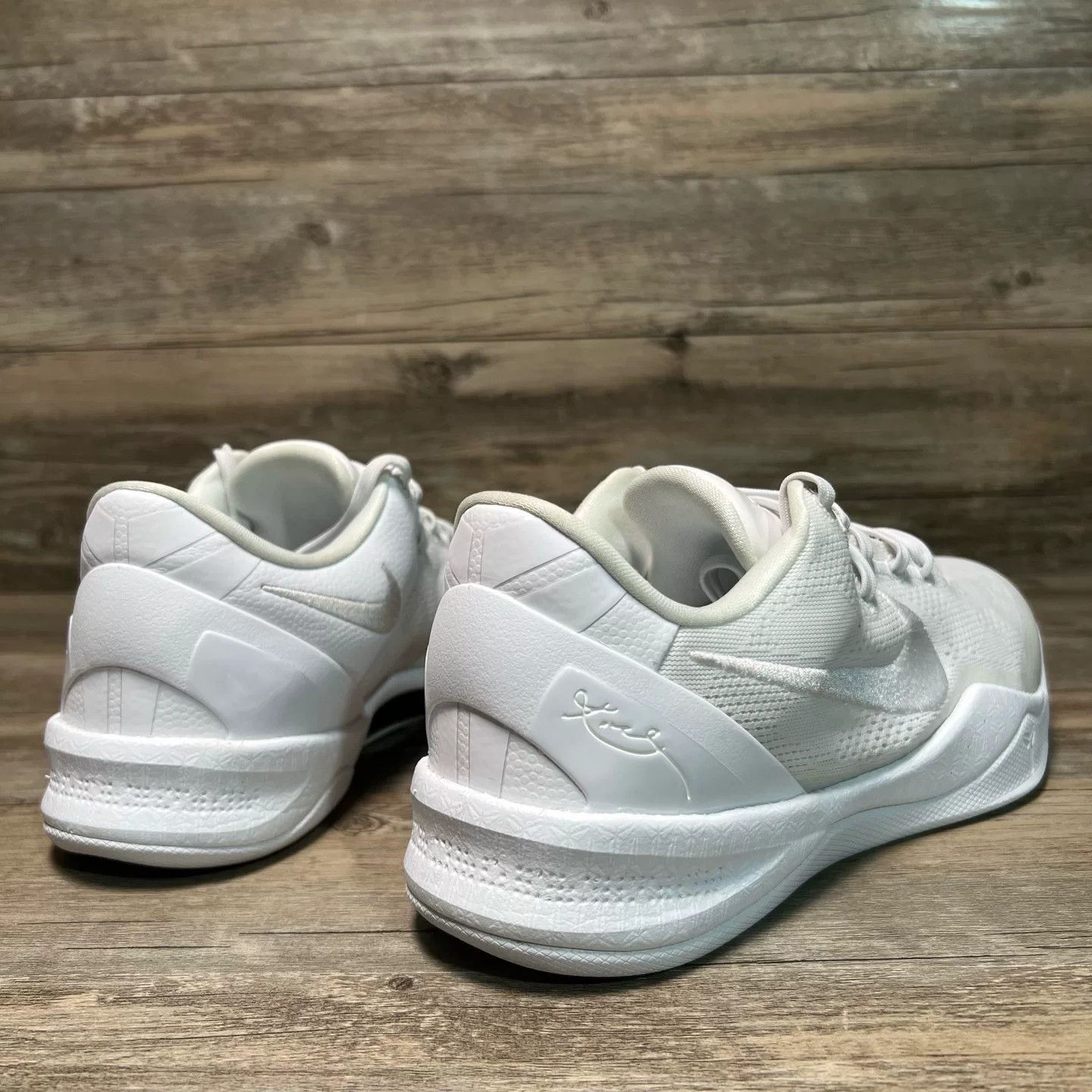 Nike Nike KOBE 8 White Lowtop Sneakers 42.5 Men Size US 9.5 / EU 42-43 - 3 Thumbnail