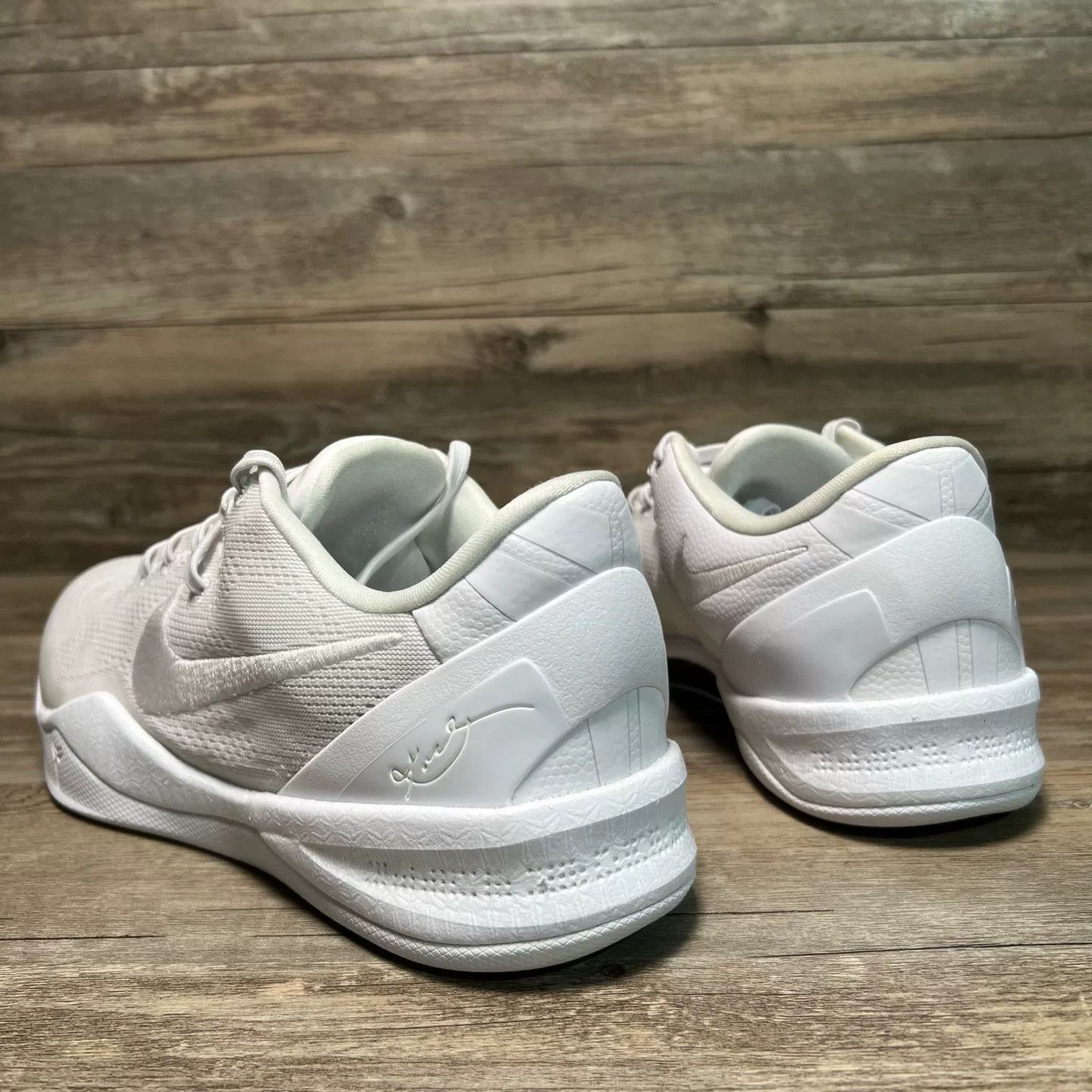 Nike Nike KOBE 8 White Lowtop Sneakers 42.5 Men Size US 9.5 / EU 42-43 - 4 Thumbnail