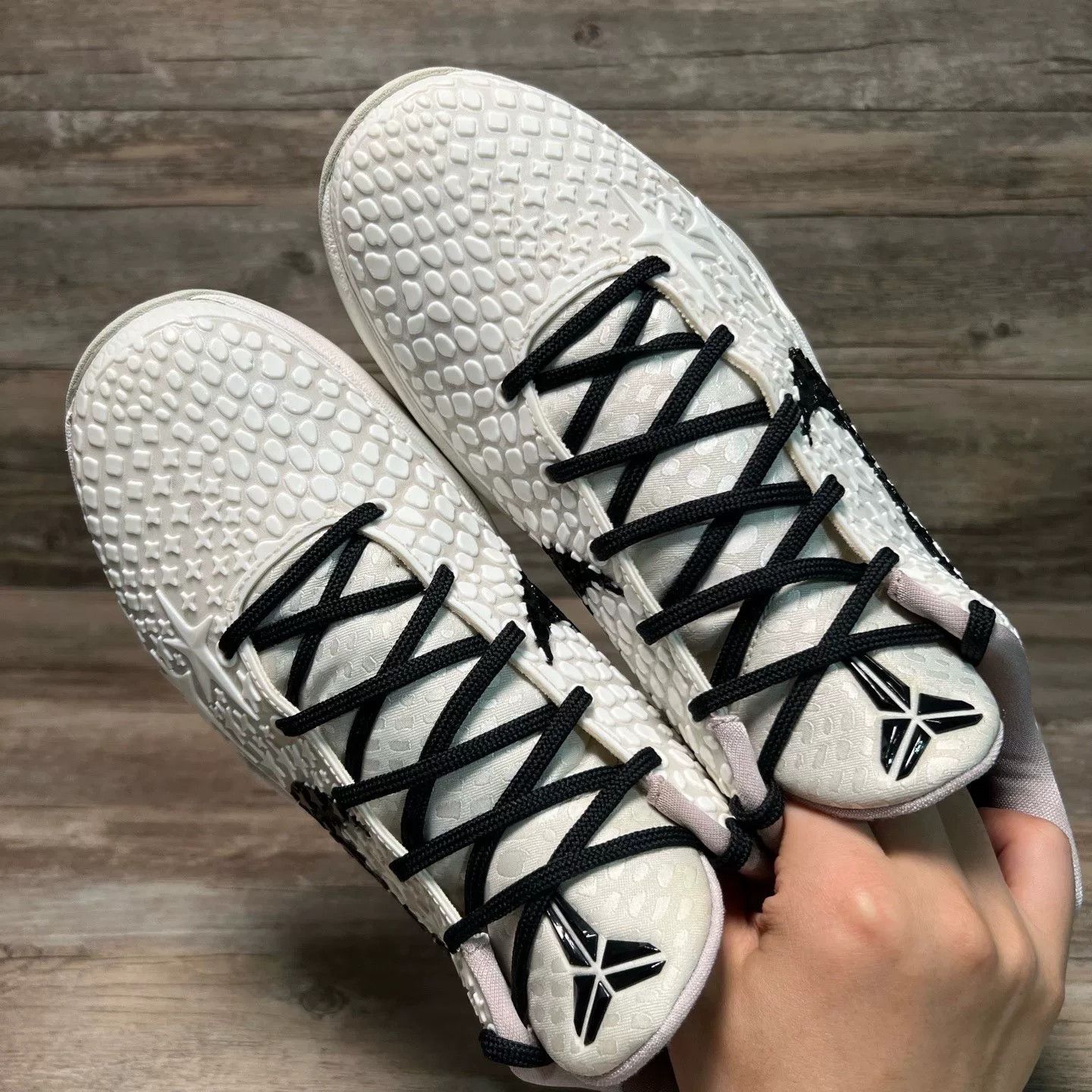 Nike Nike KOBE 6 White Lowtop Sneakers 43 Men Size US 10 / EU 43 - 5 Thumbnail