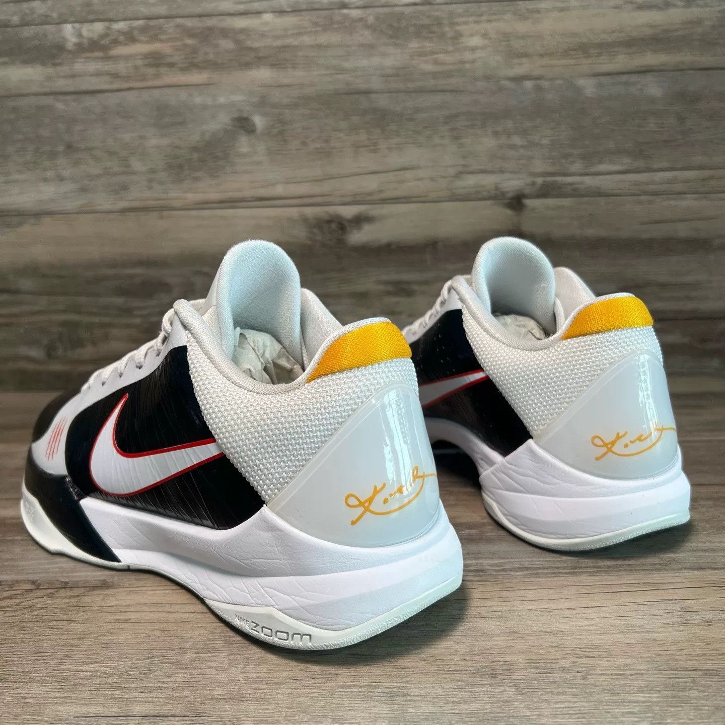 Nike Nike KOBE 5 Yellow Lowtop Sneakers 42 Men Size US 9 / EU 42 - 4 Thumbnail