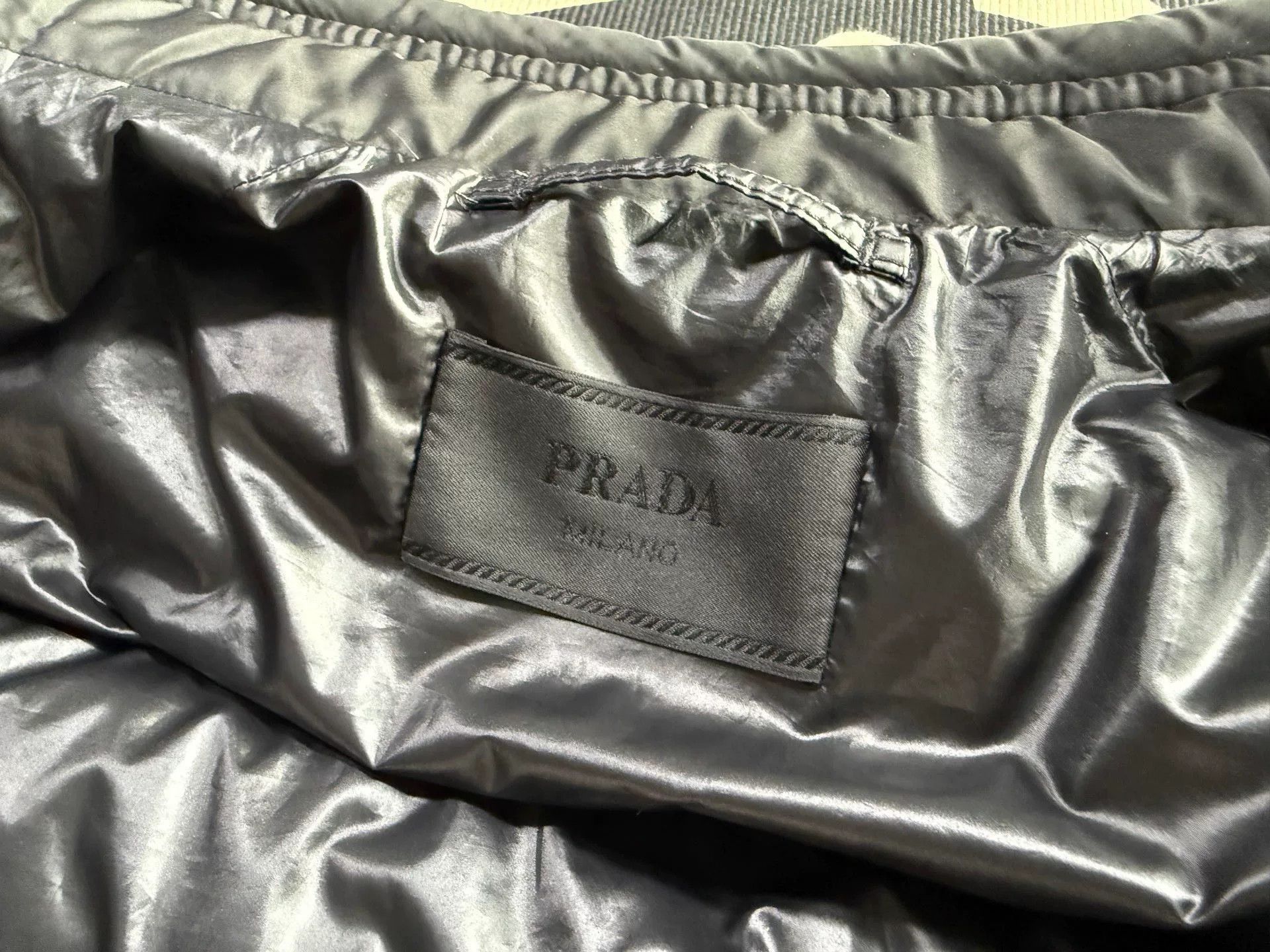 Prada Prada Down Black Heavy Coat L Men Size US L / EU 52-54 / 3 - 3 Thumbnail