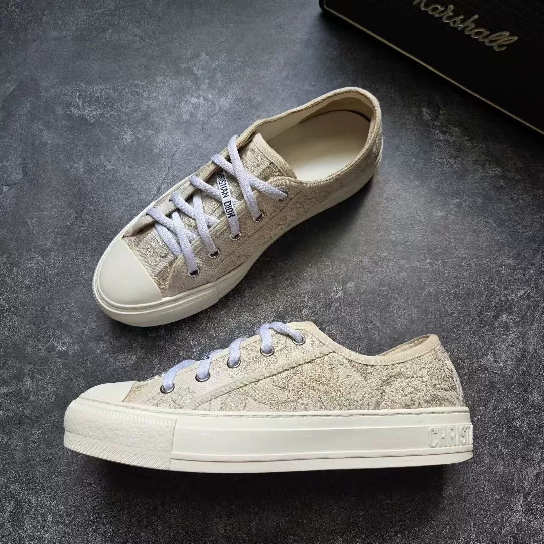 Dior Dior Floral Printed Lowtop Sneakers 38 Women Size US 7.5 / IT 37.5 - 4 Thumbnail