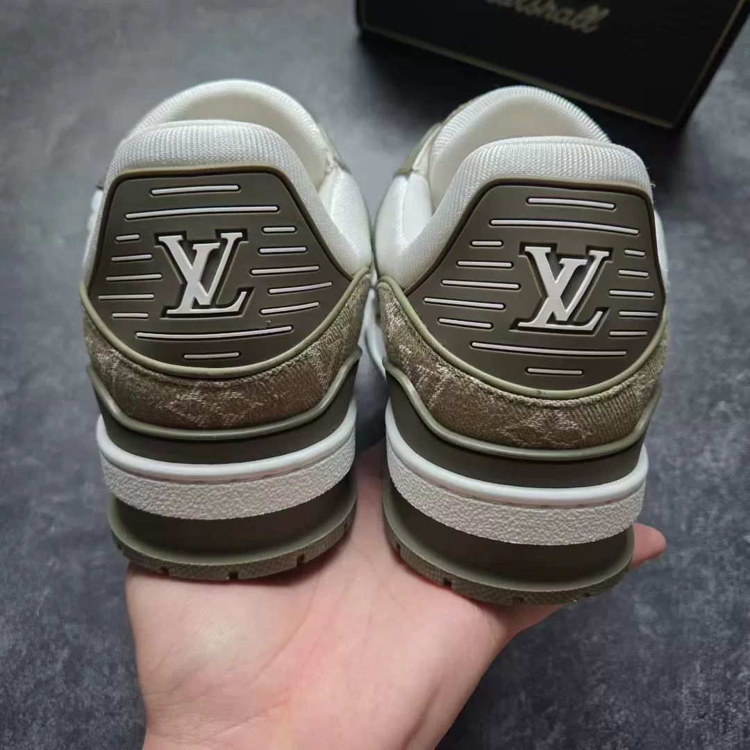 Louis Vuitton Louis Vuitton Training Green Lowtop Sneakers 25 Men Size US 10 / EU 43 - 6 Thumbnail