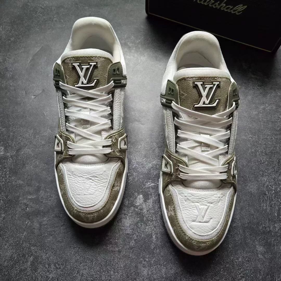 Louis Vuitton Louis Vuitton Training Green Lowtop Sneakers 25 Men Size US 10 / EU 43 - 3 Thumbnail