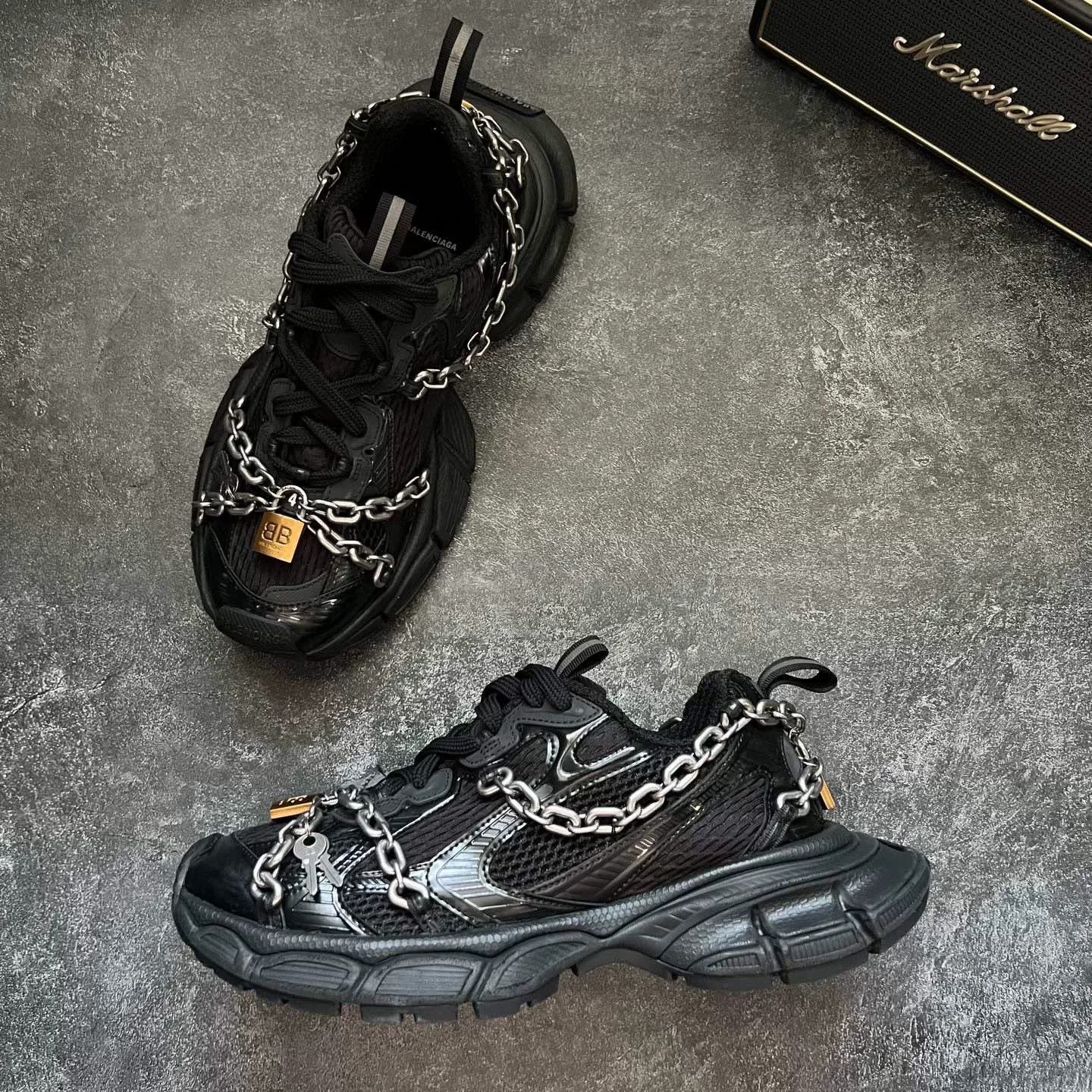 Balenciaga Balenciaga Lowtop Sneakers XXXL Men Size US 10 / EU 43 - 4 Thumbnail