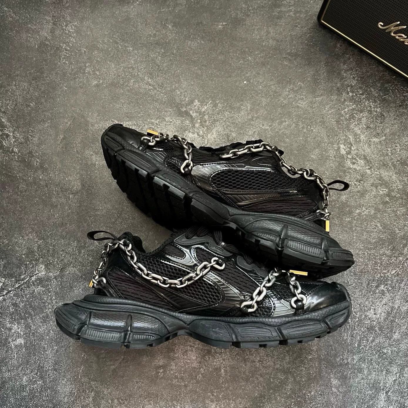 Balenciaga Balenciaga Lowtop Sneakers XXXL Men Size US 10 / EU 43 - 2 Thumbnail