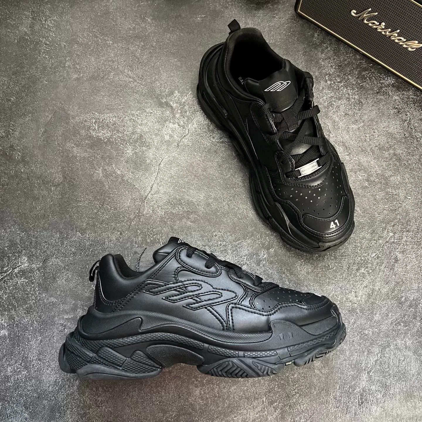 Balenciaga Balenciaga Black Lowtop Sneakers S Men Size US 10 / EU 43 - 5 Thumbnail