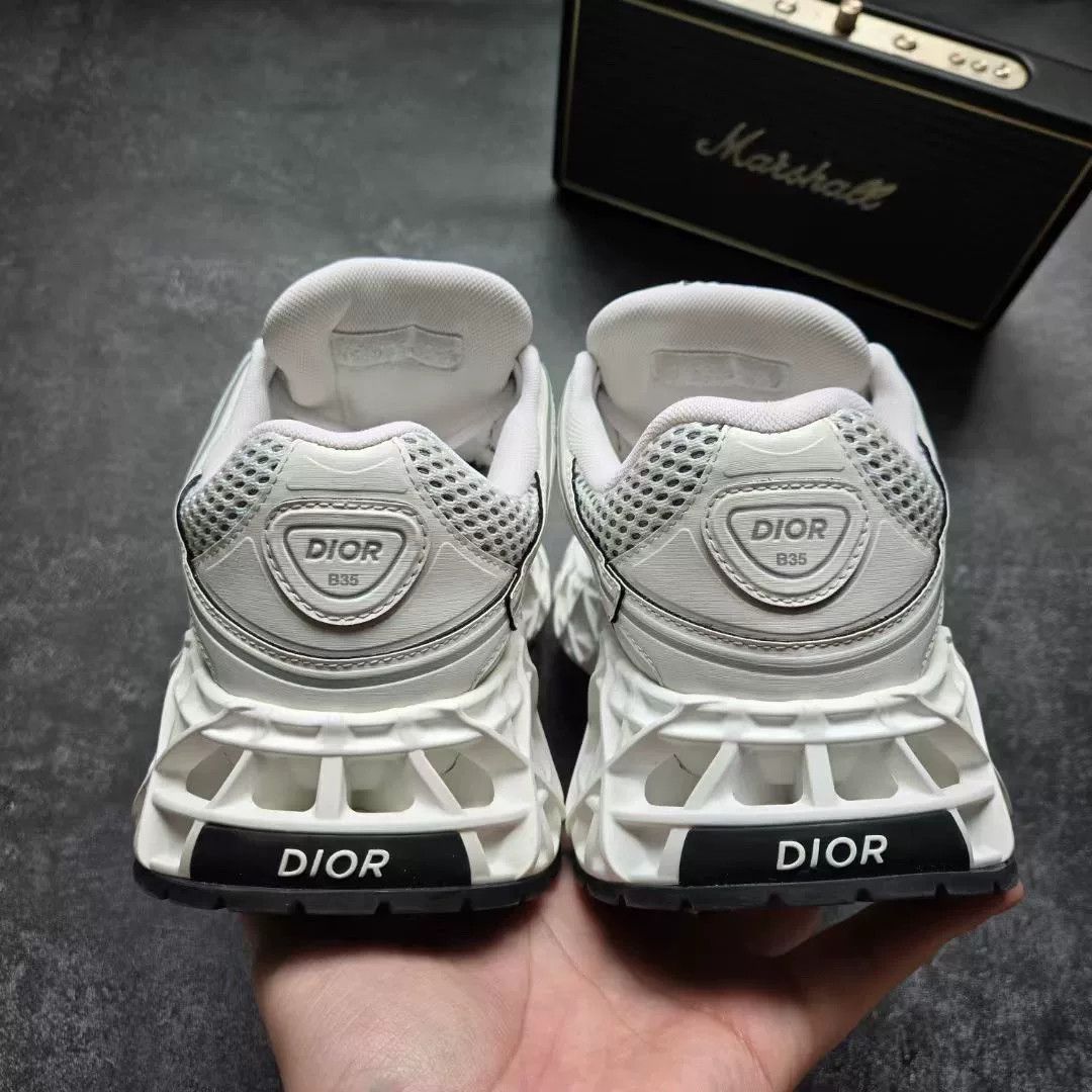 Dior Dior White Lowtop Sneakers 35 Men Size US 5 / EU 37 - 7 Thumbnail