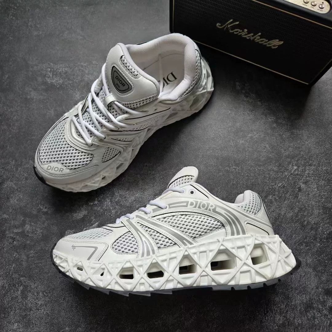 Dior Dior White Lowtop Sneakers 35 Men Size US 5 / EU 37 - 5 Thumbnail