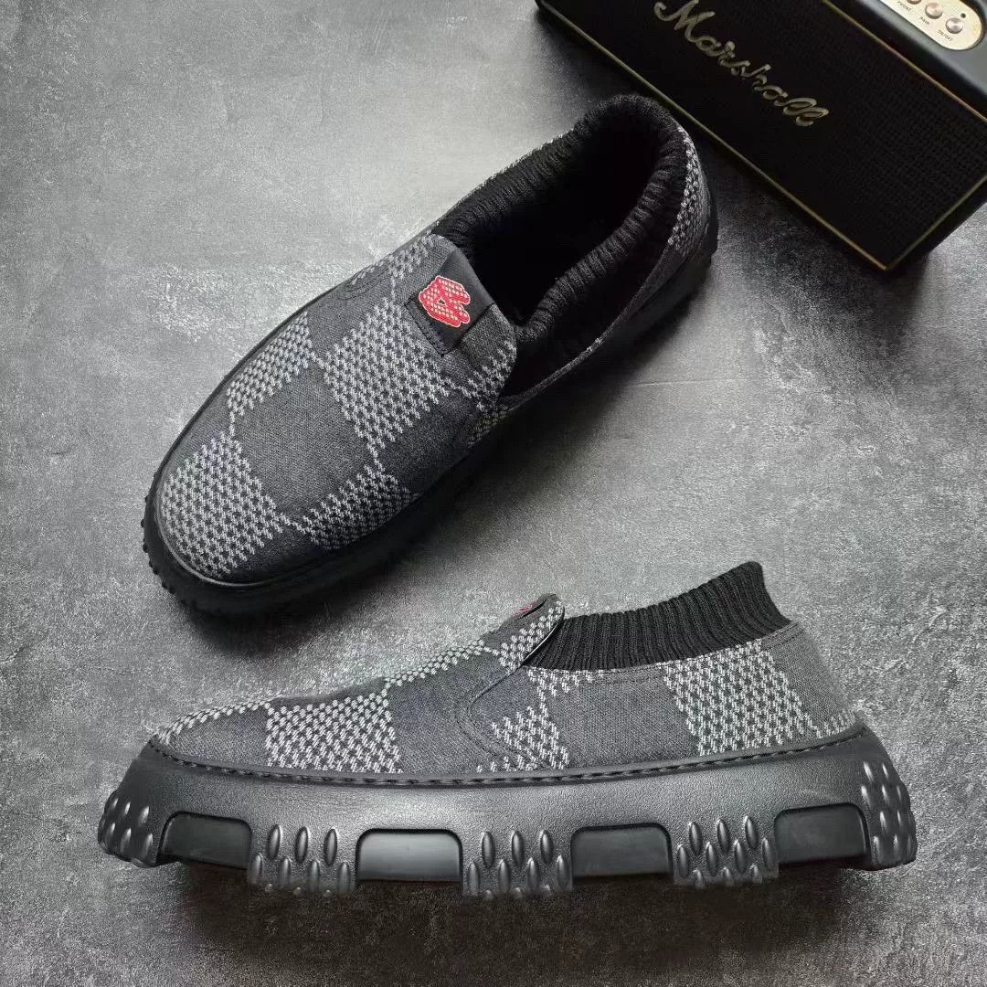Louis Vuitton Louis Vuitton Gray Lowtop Sneakers 10 Men Size US 10 / EU 43 - 4 Thumbnail
