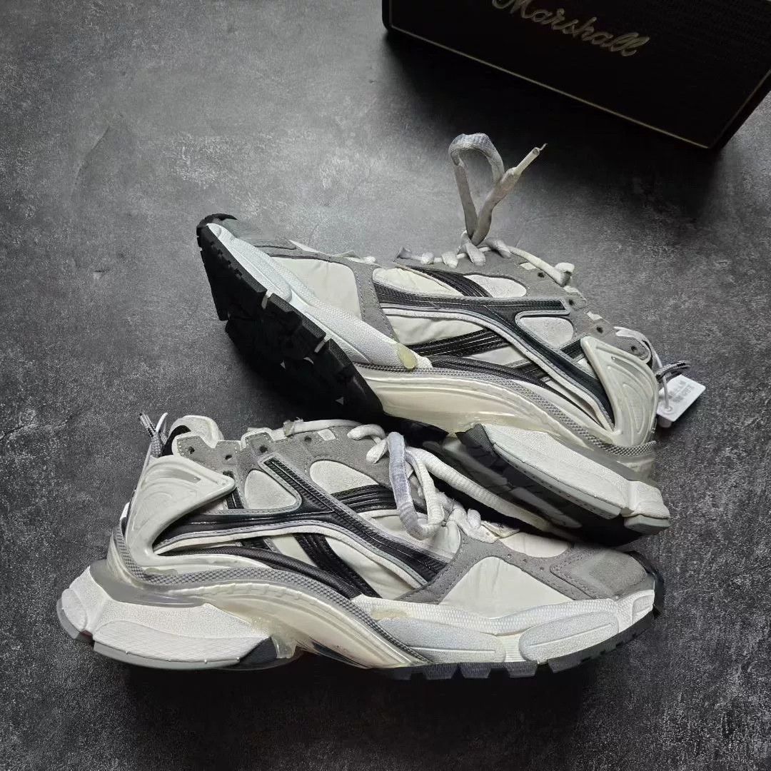 Balenciaga Balenciaga Running Multi Lowtop Sneakers 40 Men Size US 7.5 / EU 40-41 - 2 Thumbnail
