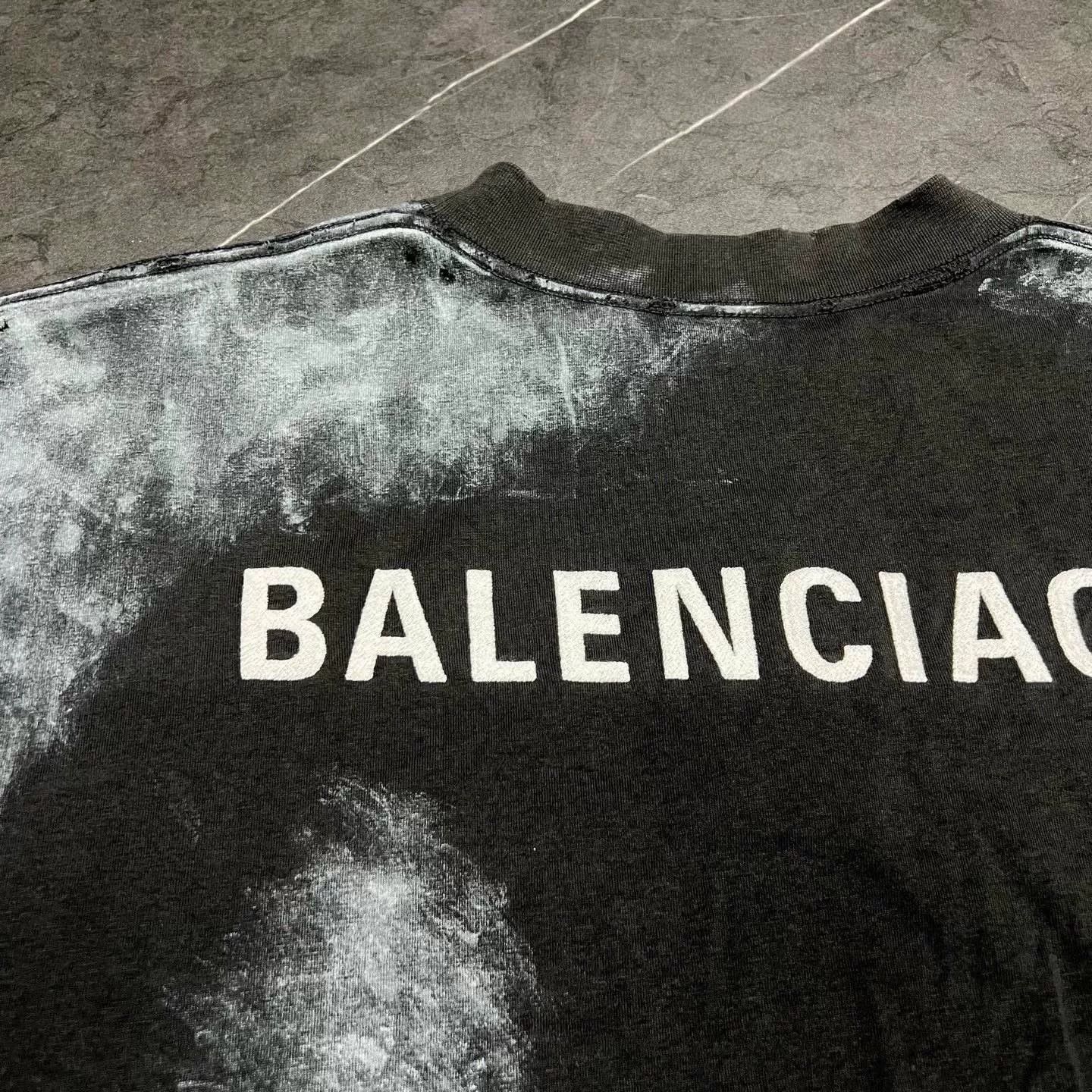Balenciaga Balenciaga Embroidered T-Shirt L Men Size US L / EU 52-54 / 3 - 3 Thumbnail