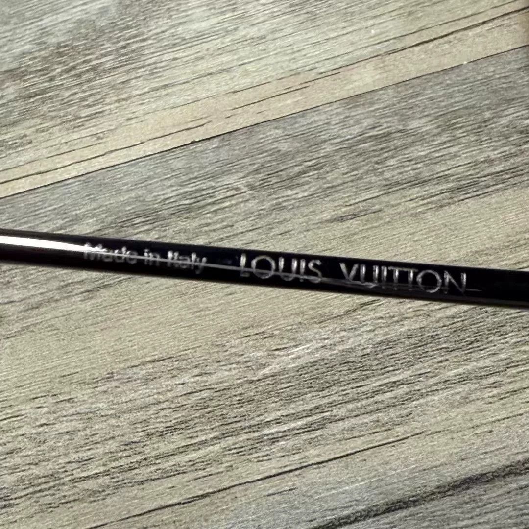 Louis Vuitton Louis Vuitton Item L Men Size ONE SIZE - 6 Thumbnail