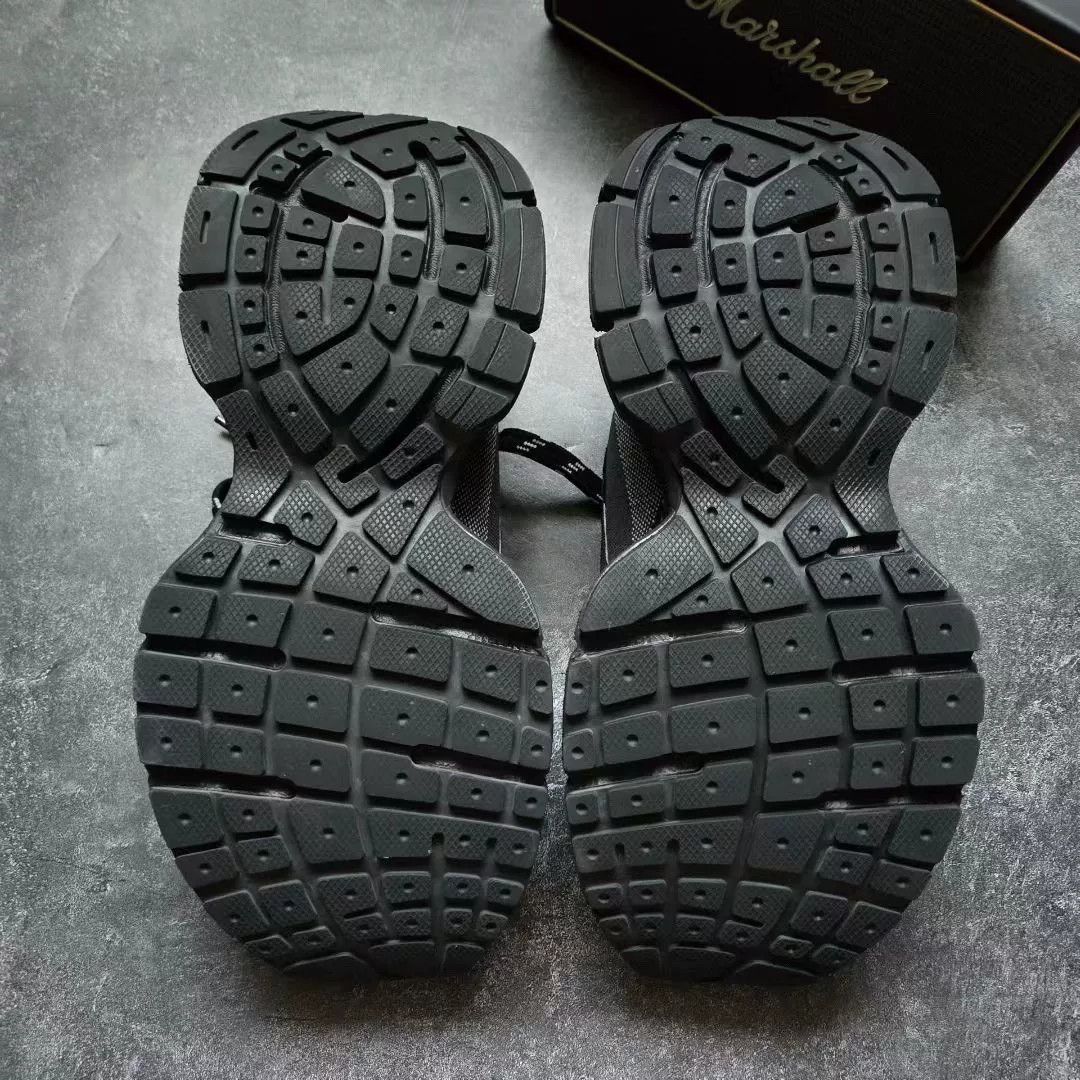 Balenciaga Balenciaga Collab Black Lowtop Sneakers XXXL Men Size US 10 / EU 43 - 7 Thumbnail