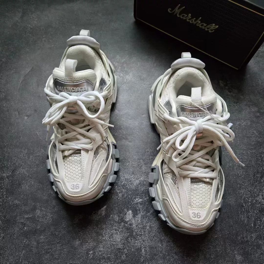 Balenciaga Balenciaga White Lowtop Sneakers 36 Women Size US 6 / IT 36 - 3 Thumbnail