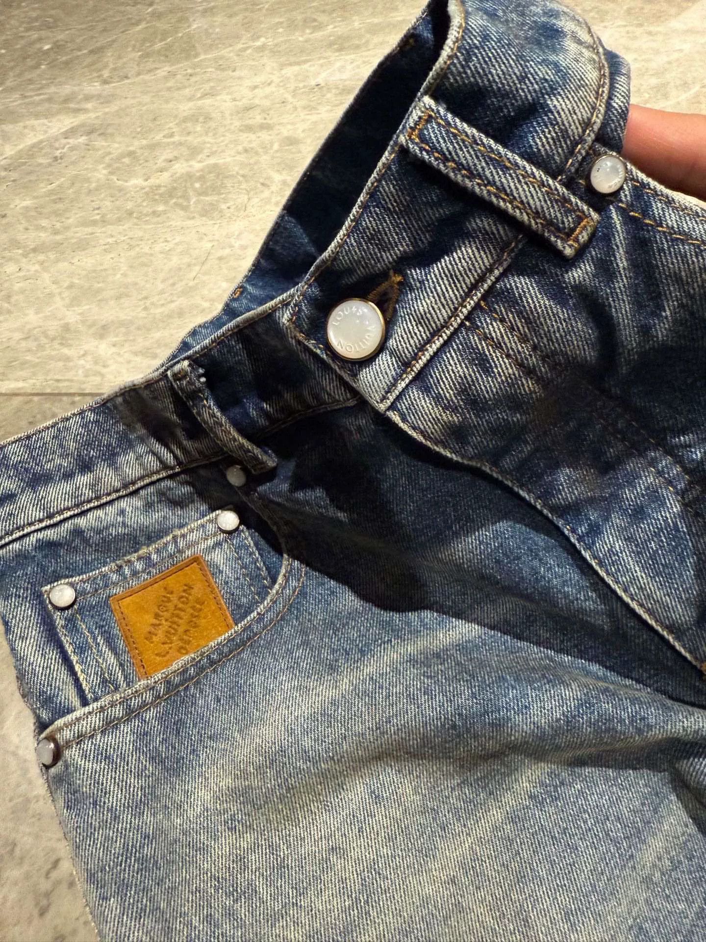 Louis Vuitton Louis Vuitton Blue Denim Jeans 28 Men Size US 28 / EU 44 - 4 Thumbnail