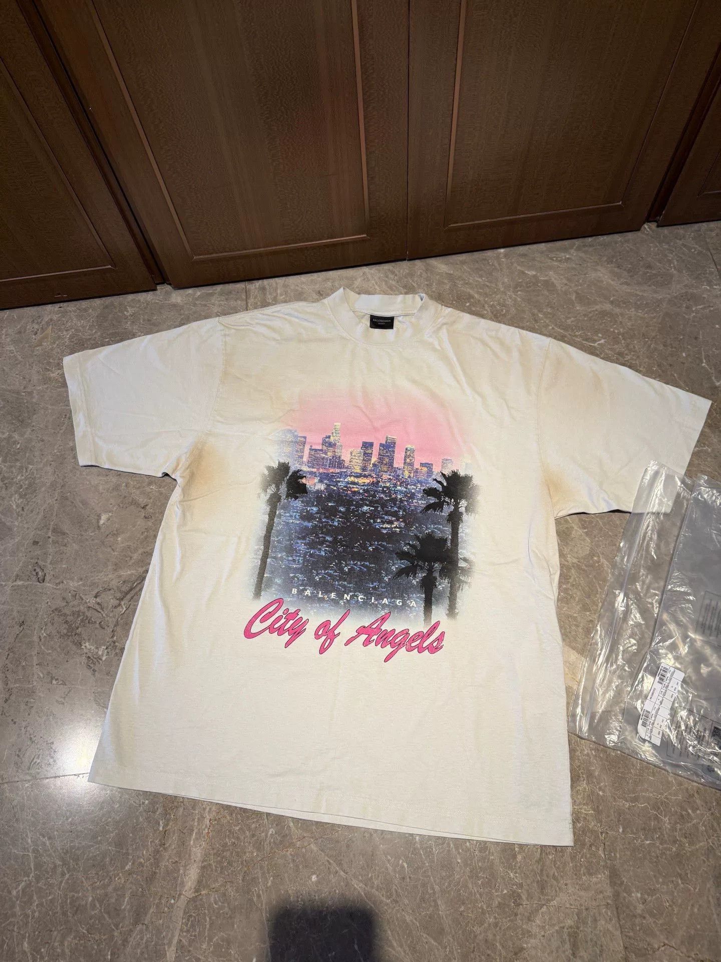Balenciaga Balenciaga Cotton White T-Shirt M Men Size US M / EU 48-50 / 2 - 2 Thumbnail