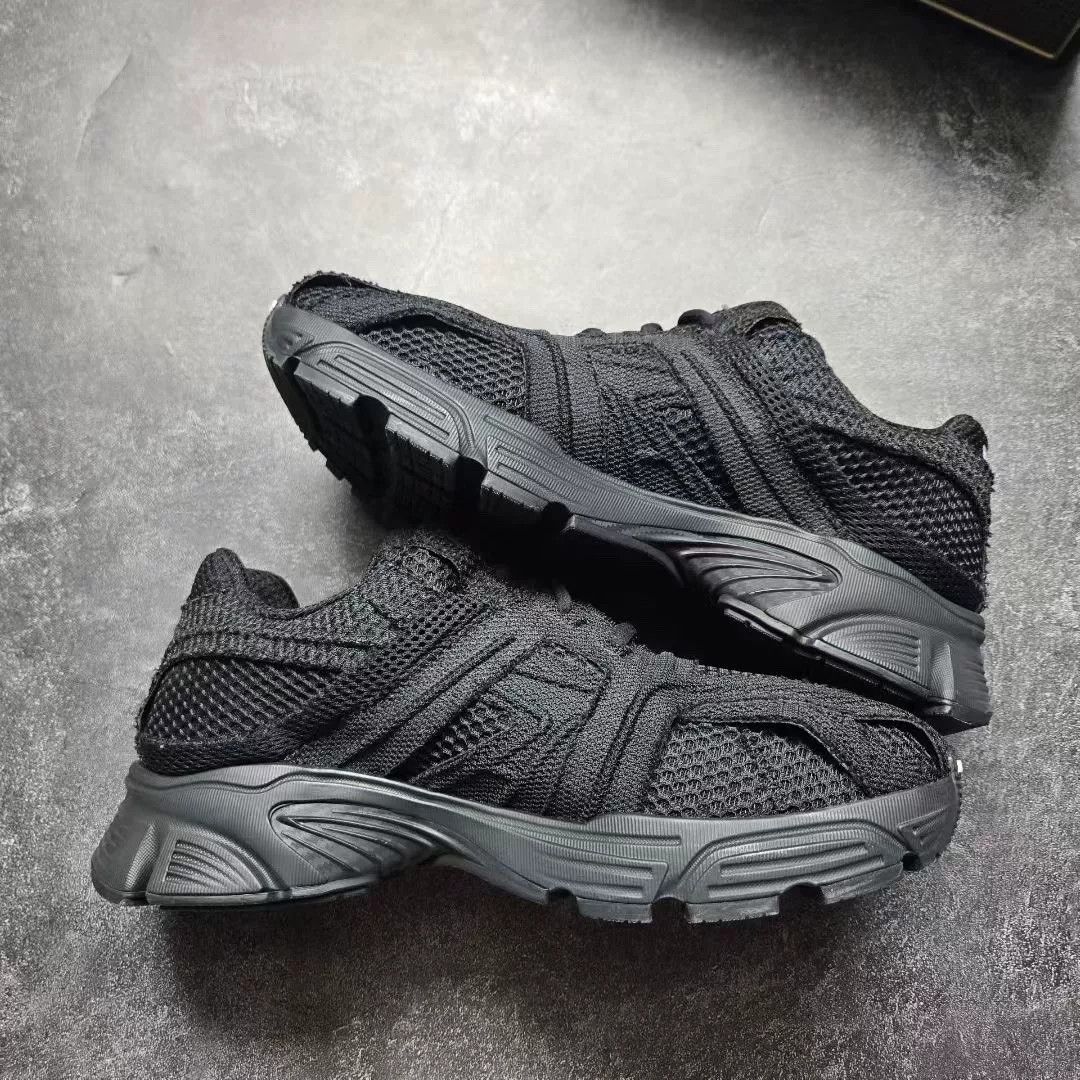 Balenciaga Balenciaga Black Lowtop Sneakers 42 Men Size US 9 / EU 42 - 2 Thumbnail
