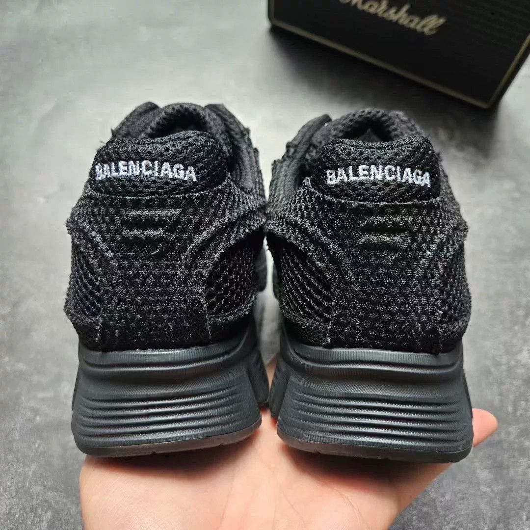 Balenciaga Balenciaga Black Lowtop Sneakers 42 Men Size US 9 / EU 42 - 6 Thumbnail
