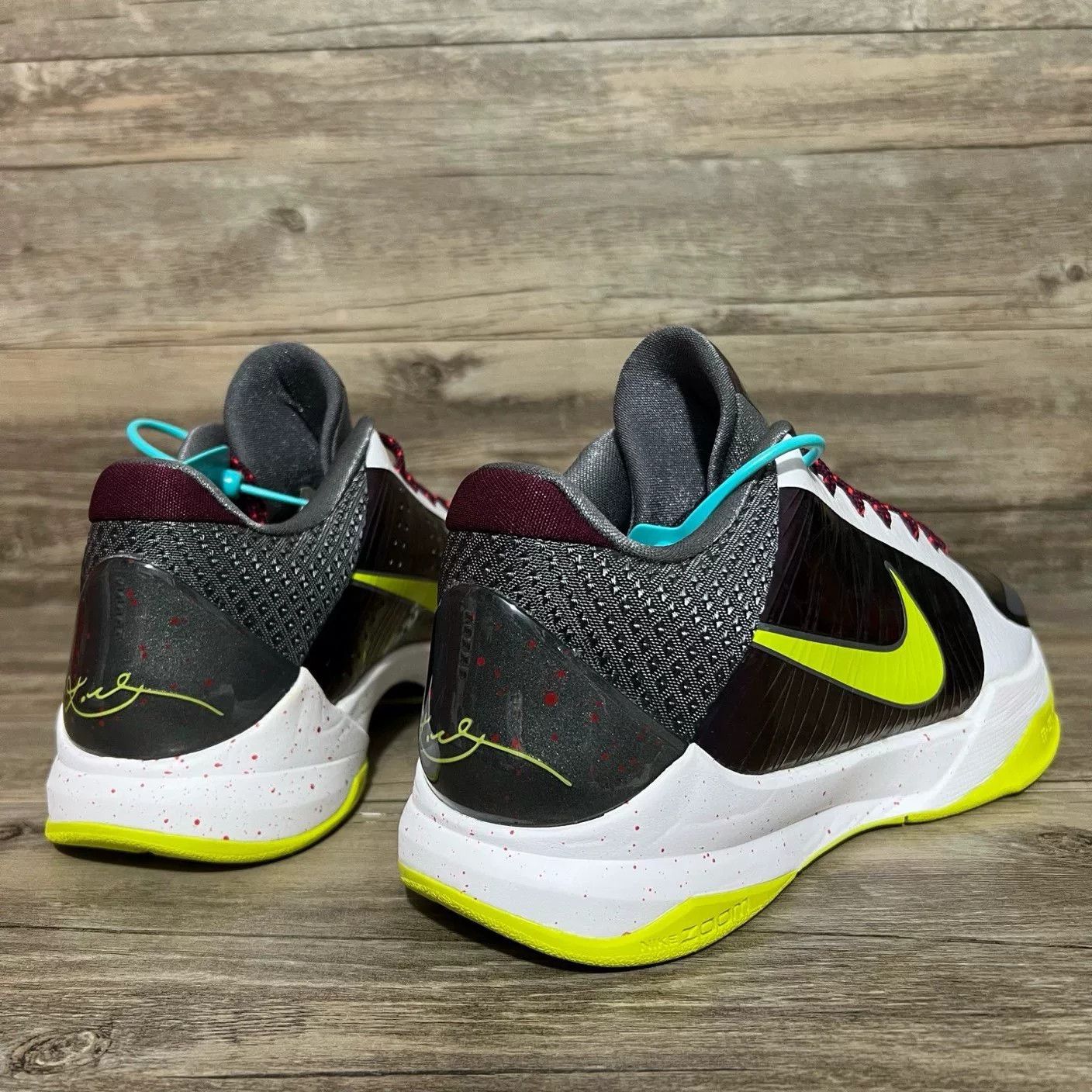 Nike Nike KOBE 5 Lowtop Sneakers 44 Men Size US 10.5 / EU 43-44 - 3 Thumbnail