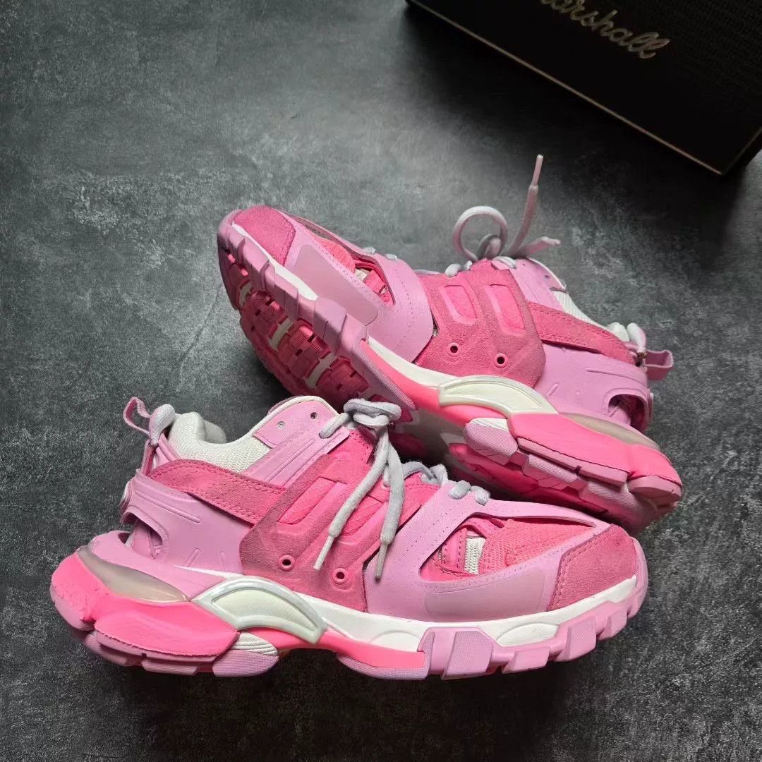 Balenciaga Balenciaga Pink Lowtop Sneakers 36 Women Size US 6 / IT 36 - 2 Thumbnail