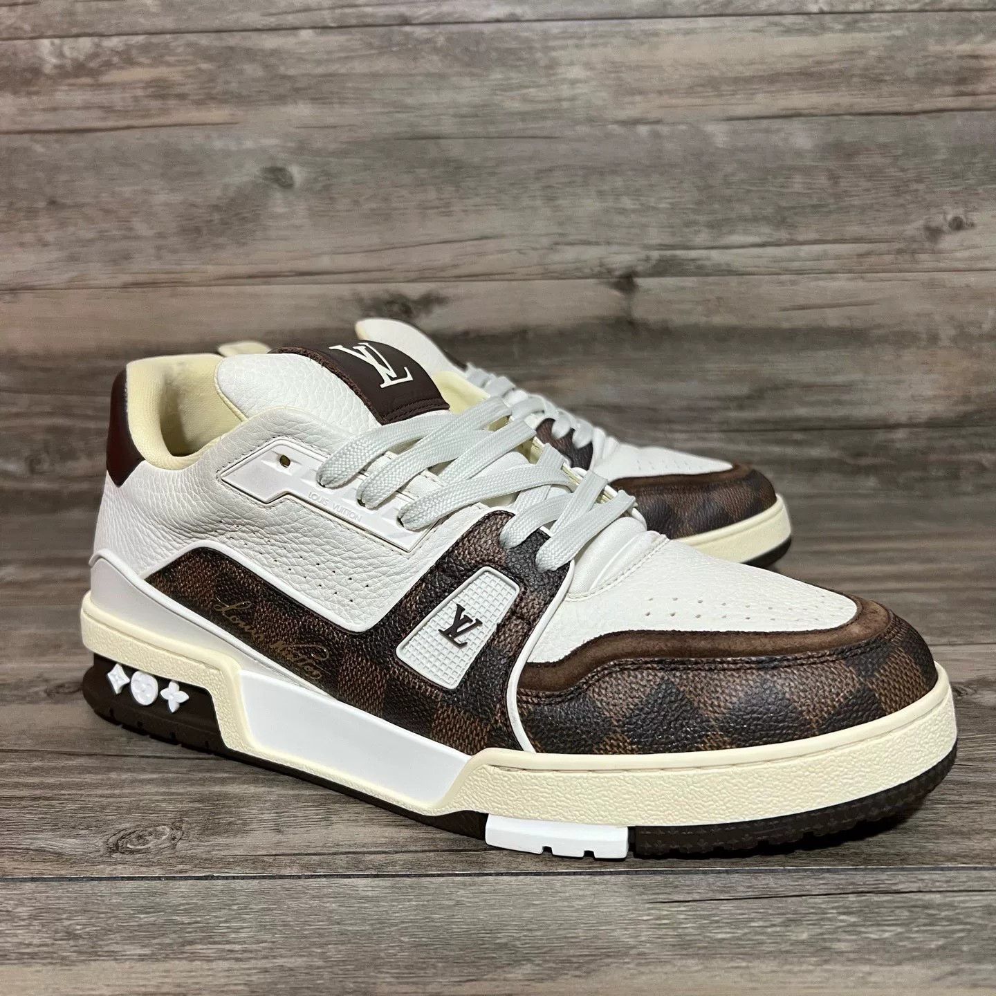 Louis Vuitton Louis Vuitton Training Multi Lowtop Sneakers 41 Men Size US 8.5 / EU 41-42 - 2 Thumbnail