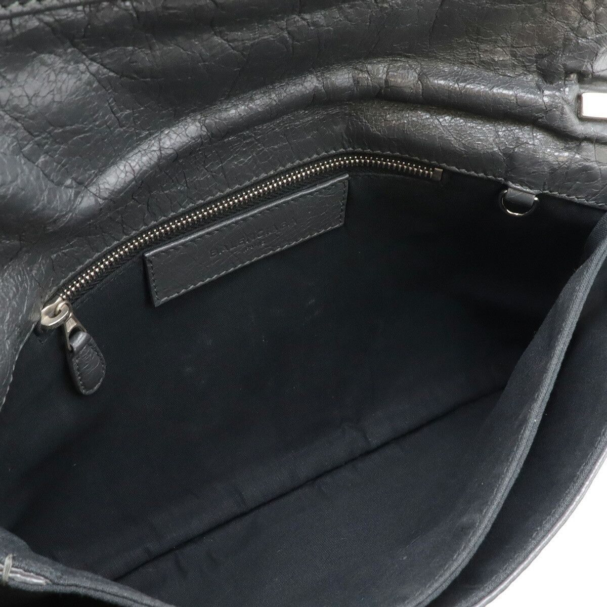 Balenciaga Balenciaga Balenciaga The Giant Envelope Leather 2way Clutch Bag Leather Clutch Bag 327079 DUTY FREE for USA Size ONE SIZE - 6 Thumbnail