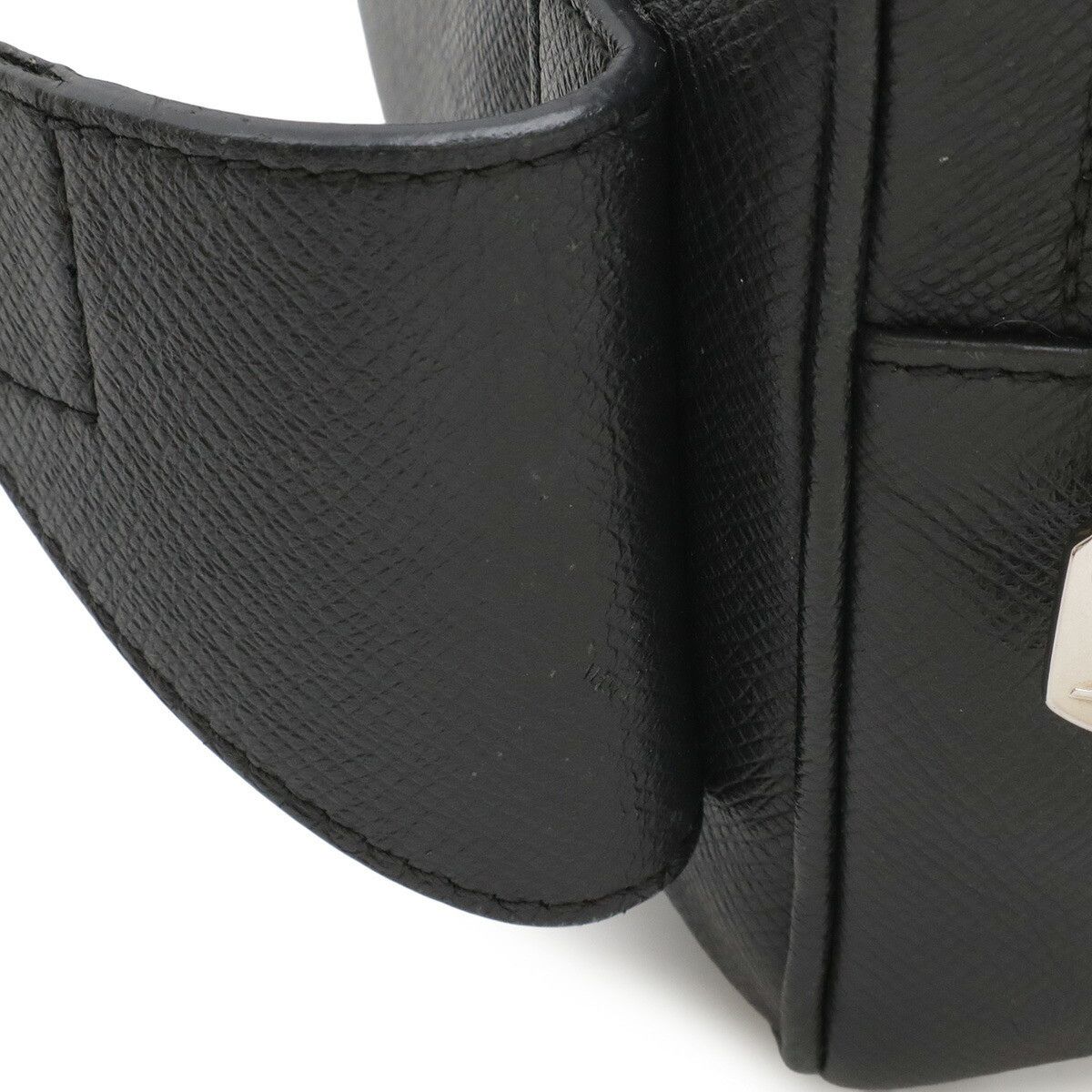 Louis Vuitton Louis Vuitton Louis Vuitton Taiga Waist Bag Leather Belt Bag M33438 DUTY FREE for USA Size ONE SIZE - 4 Thumbnail