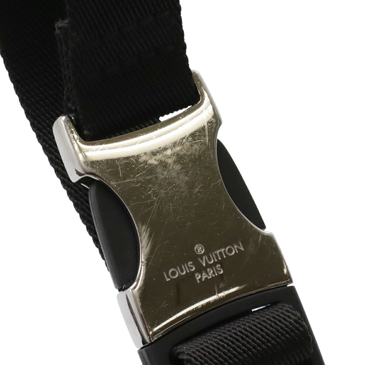 Louis Vuitton Louis Vuitton Louis Vuitton Taiga Waist Bag Leather Belt Bag M33438 DUTY FREE for USA Size ONE SIZE - 6 Thumbnail