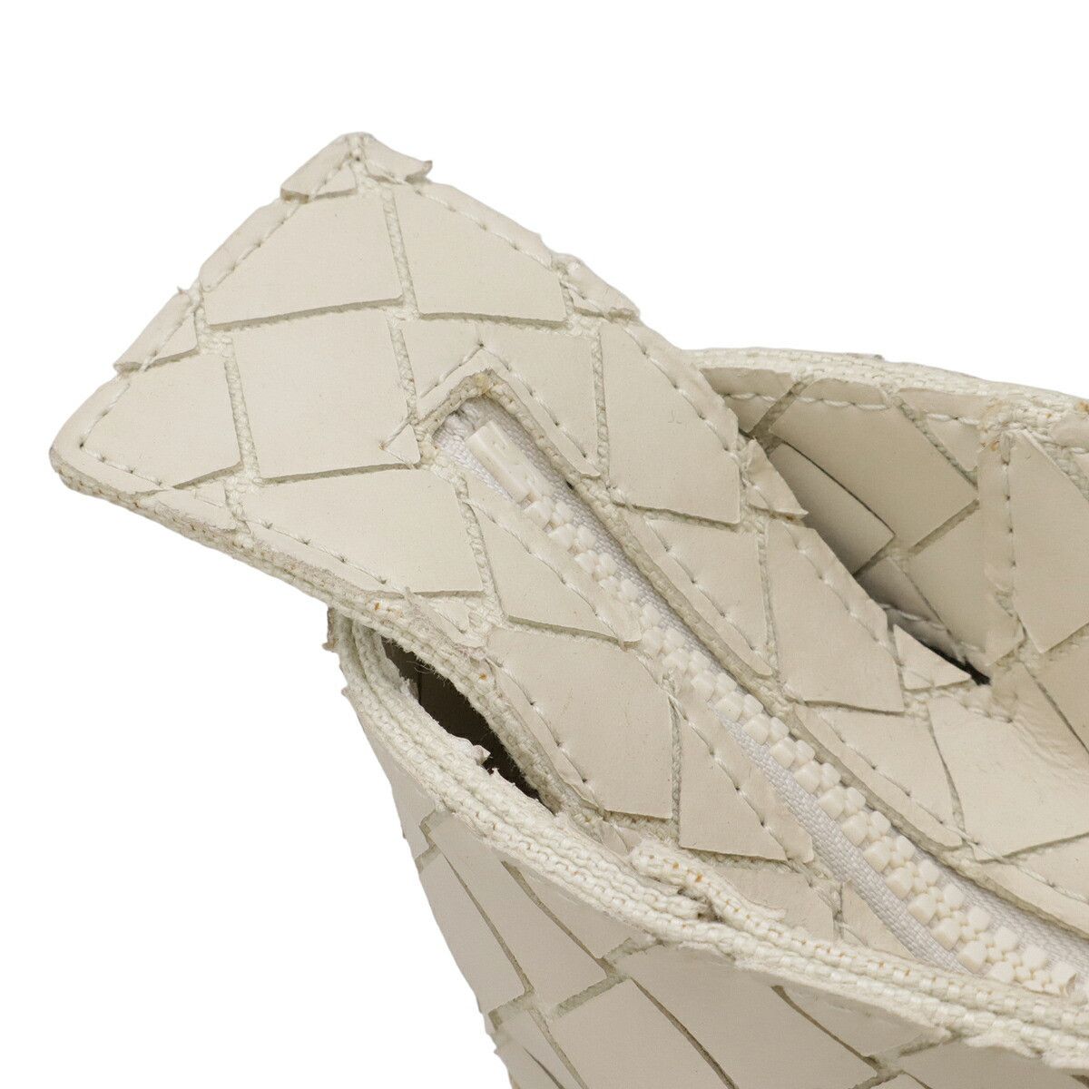 Bottega Veneta Bottega Veneta Bottega Veneta Intrecciato Scorpito Rubber Tote Bag Plastic / Synthetic Tote Bag 651681 DUTY FREE for USA Size ONE SIZE - 5 Thumbnail