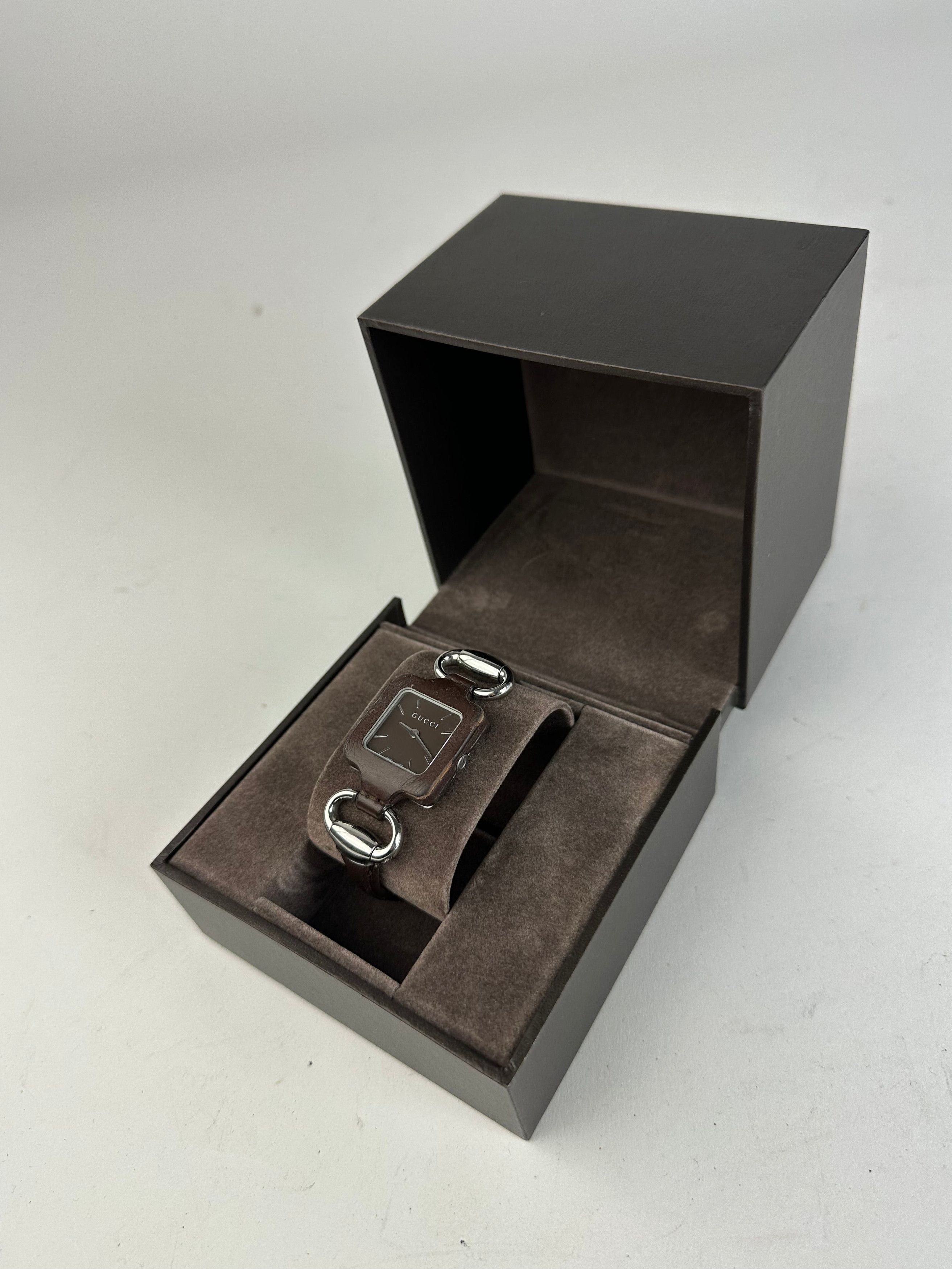 Gucci Vintage Horsebit Leather Steel Watch Black Silver Size ONE SIZE - 2 Thumbnail