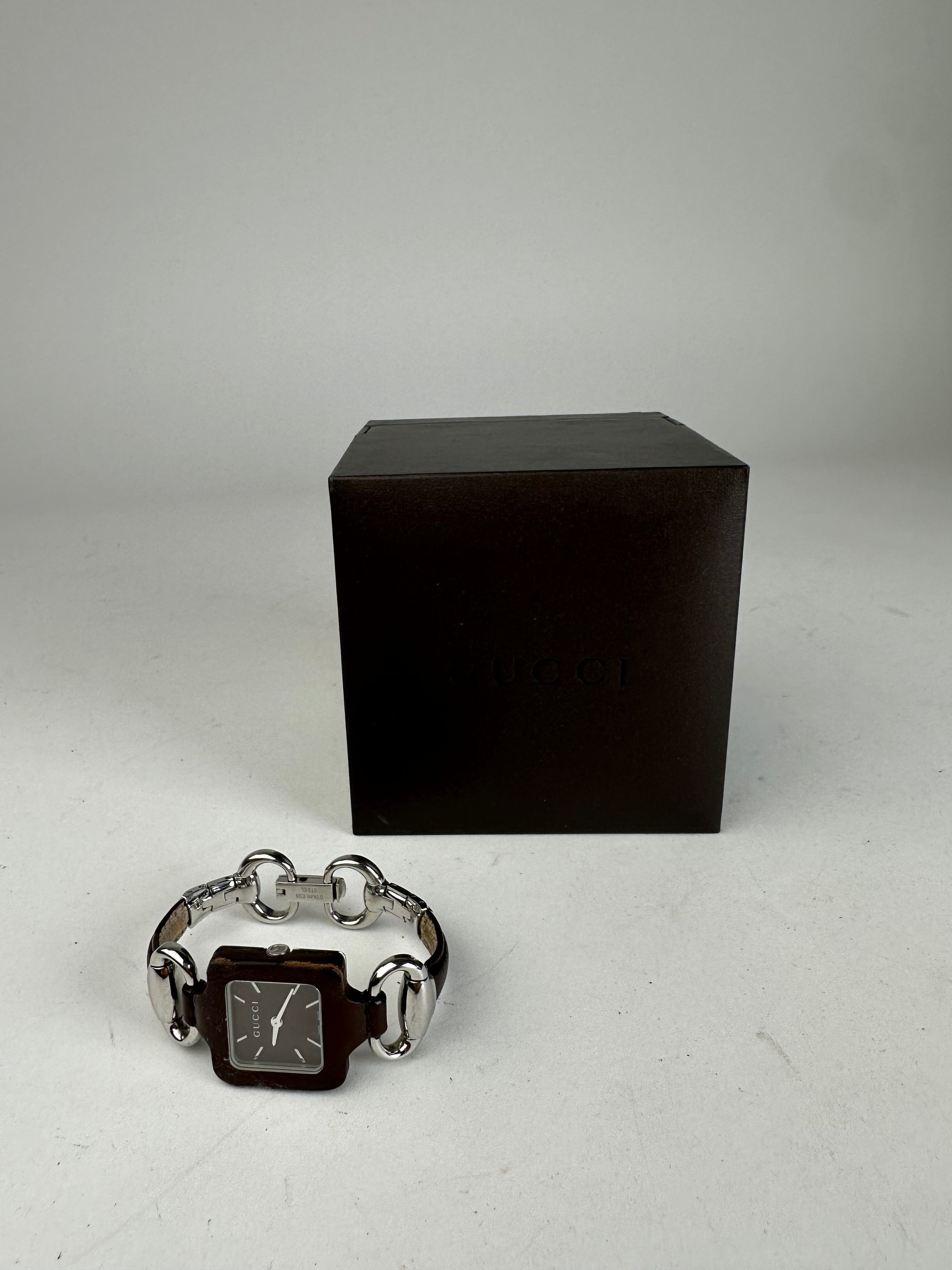Gucci Vintage Horsebit Leather Steel Watch Black Silver Size ONE SIZE - 12 Thumbnail