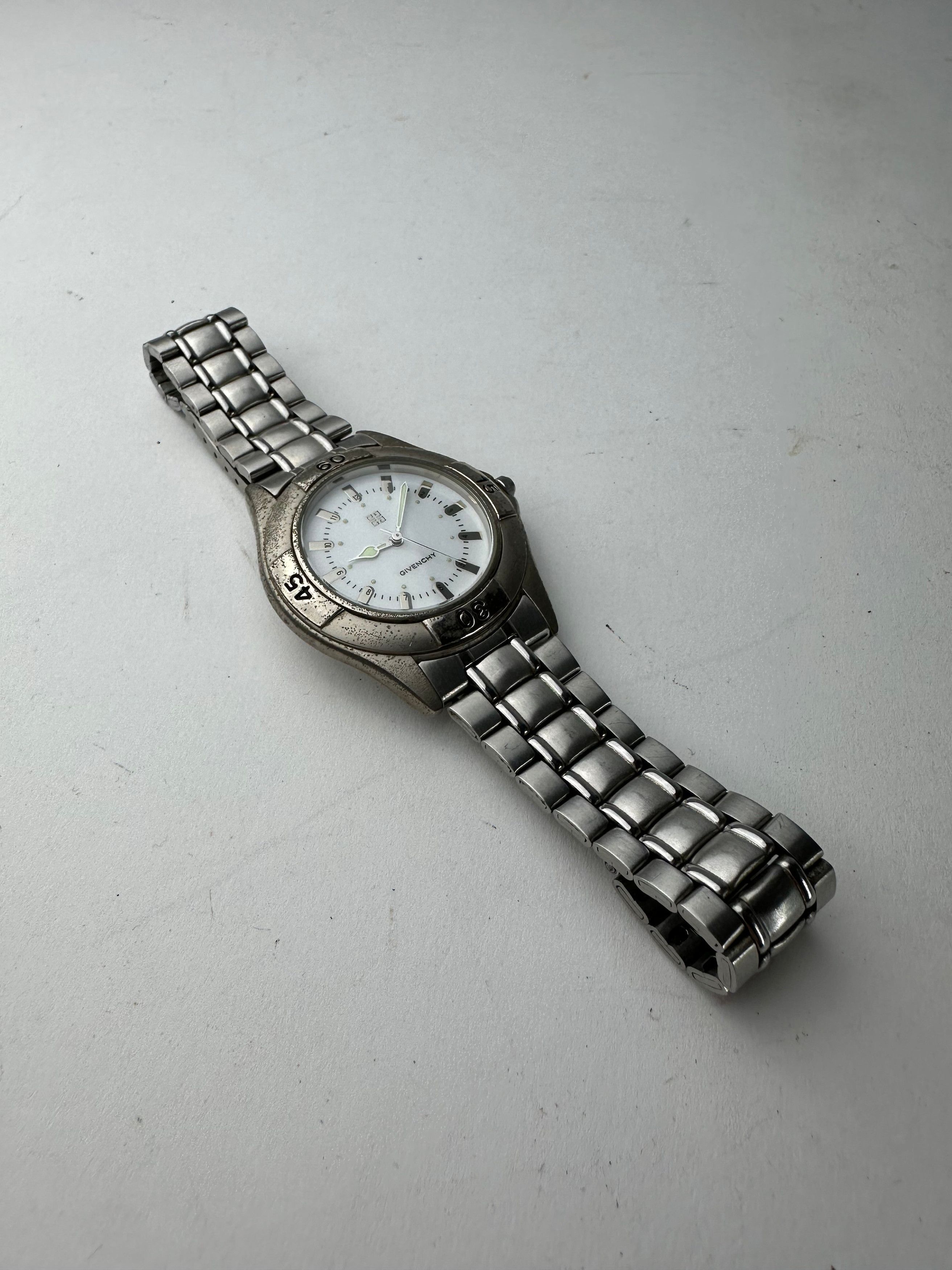 Givenchy Vintage Quartz Steel Watch Silver Size ONE SIZE - 9 Thumbnail