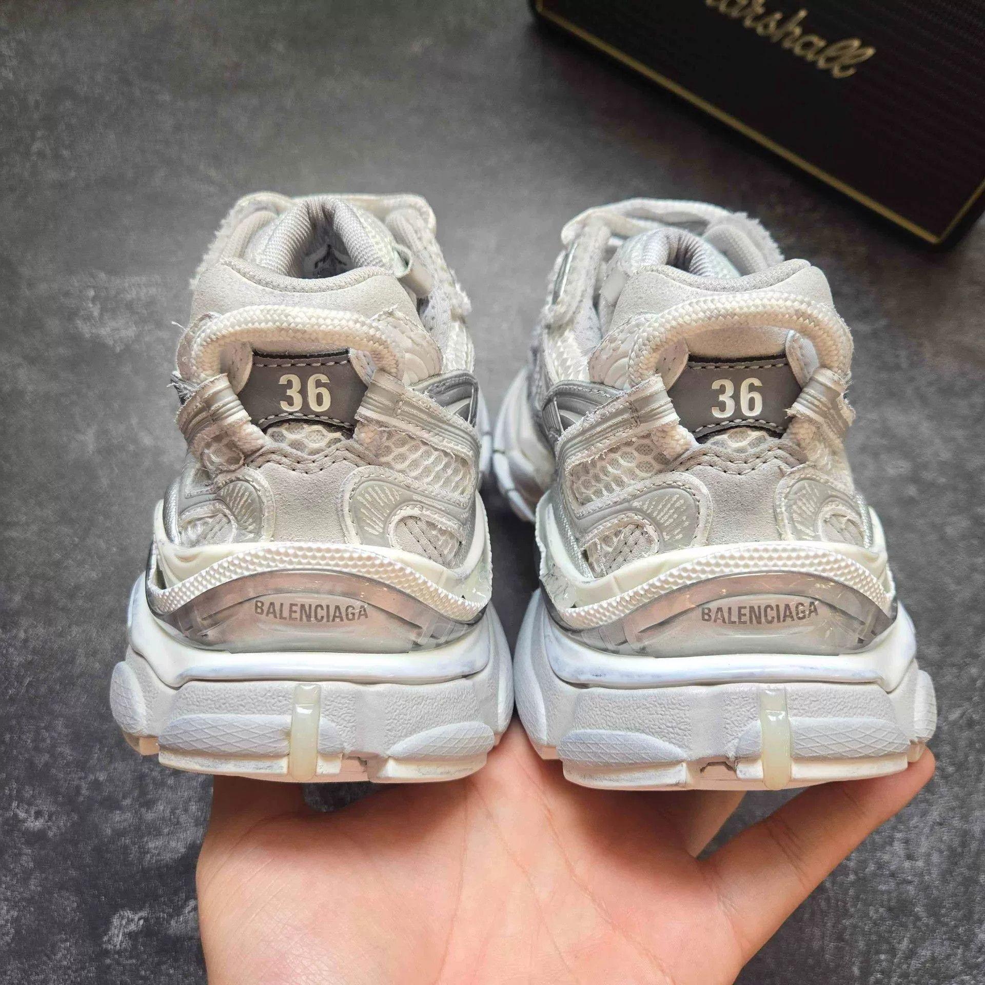 Balenciaga Balenciaga Running White Lowtop Sneakers 36 Women Size US 6 / IT 36 - 6 Thumbnail