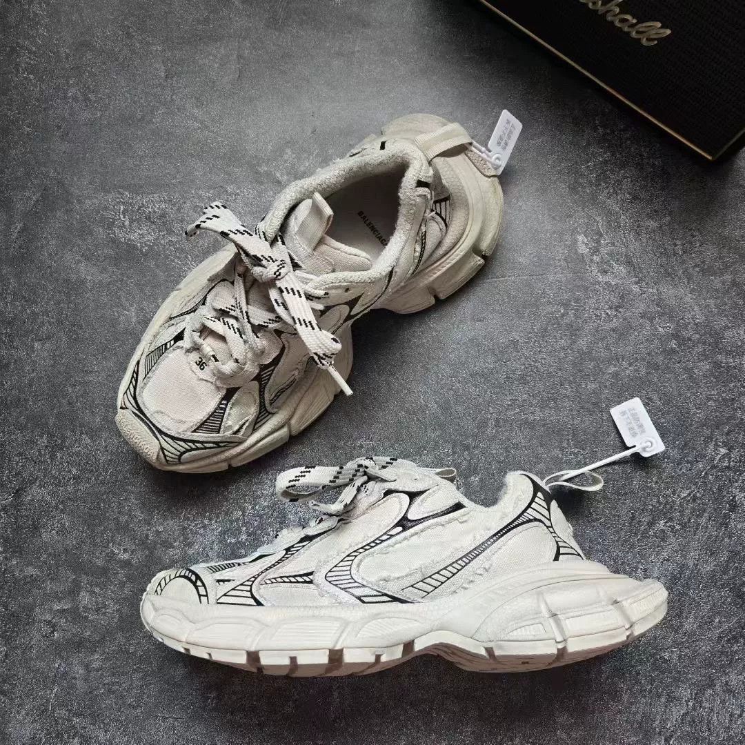 Balenciaga Balenciaga Distressed Black Lowtop Sneakers XXXL Women Size US 8 / IT 38 - 4 Thumbnail