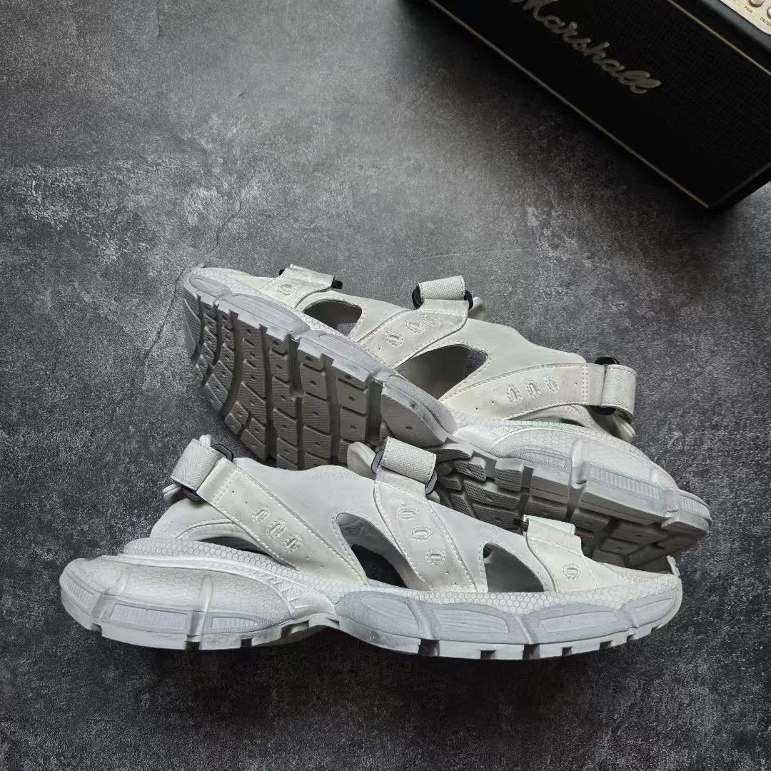 Balenciaga Balenciaga White Sandals XXXL Men Size US 10 / EU 43 - 2 Thumbnail