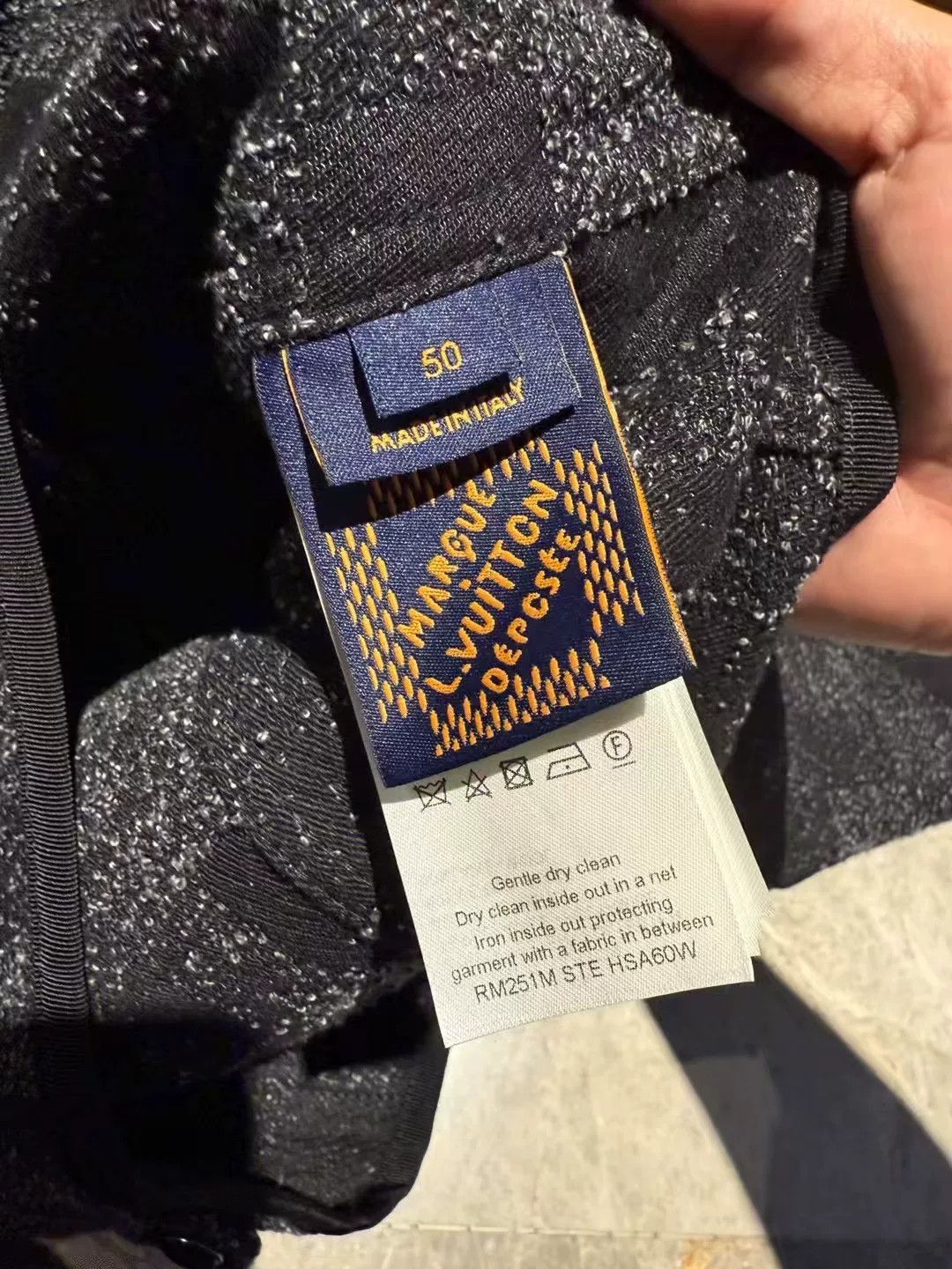 Louis Vuitton Louis Vuitton Black Light Jacket 50 Men Size US XL / EU 56 / 4 - 5 Thumbnail