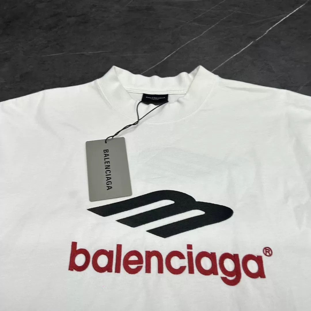 Balenciaga Balenciaga T-Shirt S Men Size US S / EU 44-46 / 1 - 3 Thumbnail