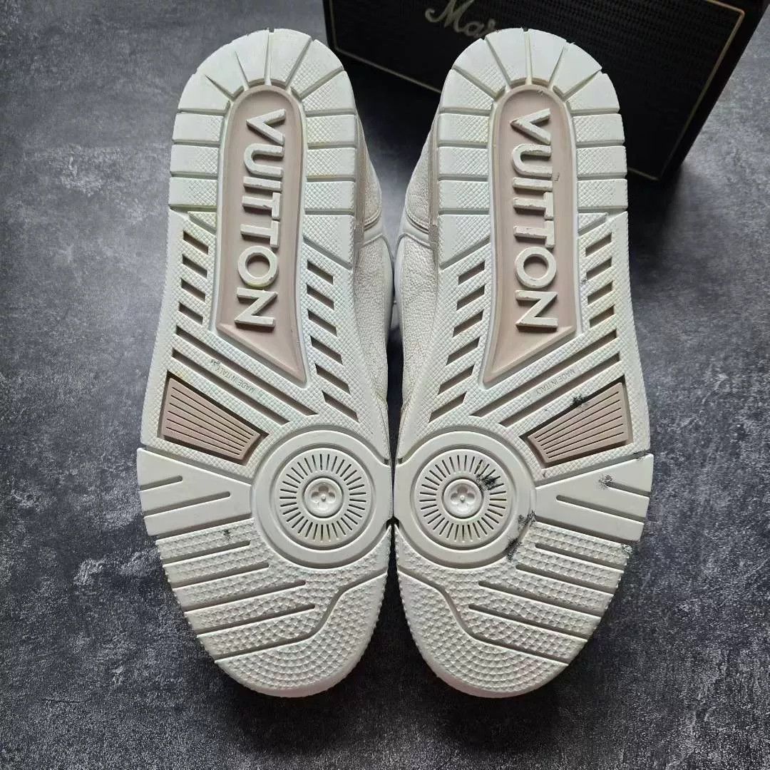 Louis Vuitton Louis Vuitton Training White Lowtop Sneakers 25 Men Size US 10 / EU 43 - 7 Thumbnail