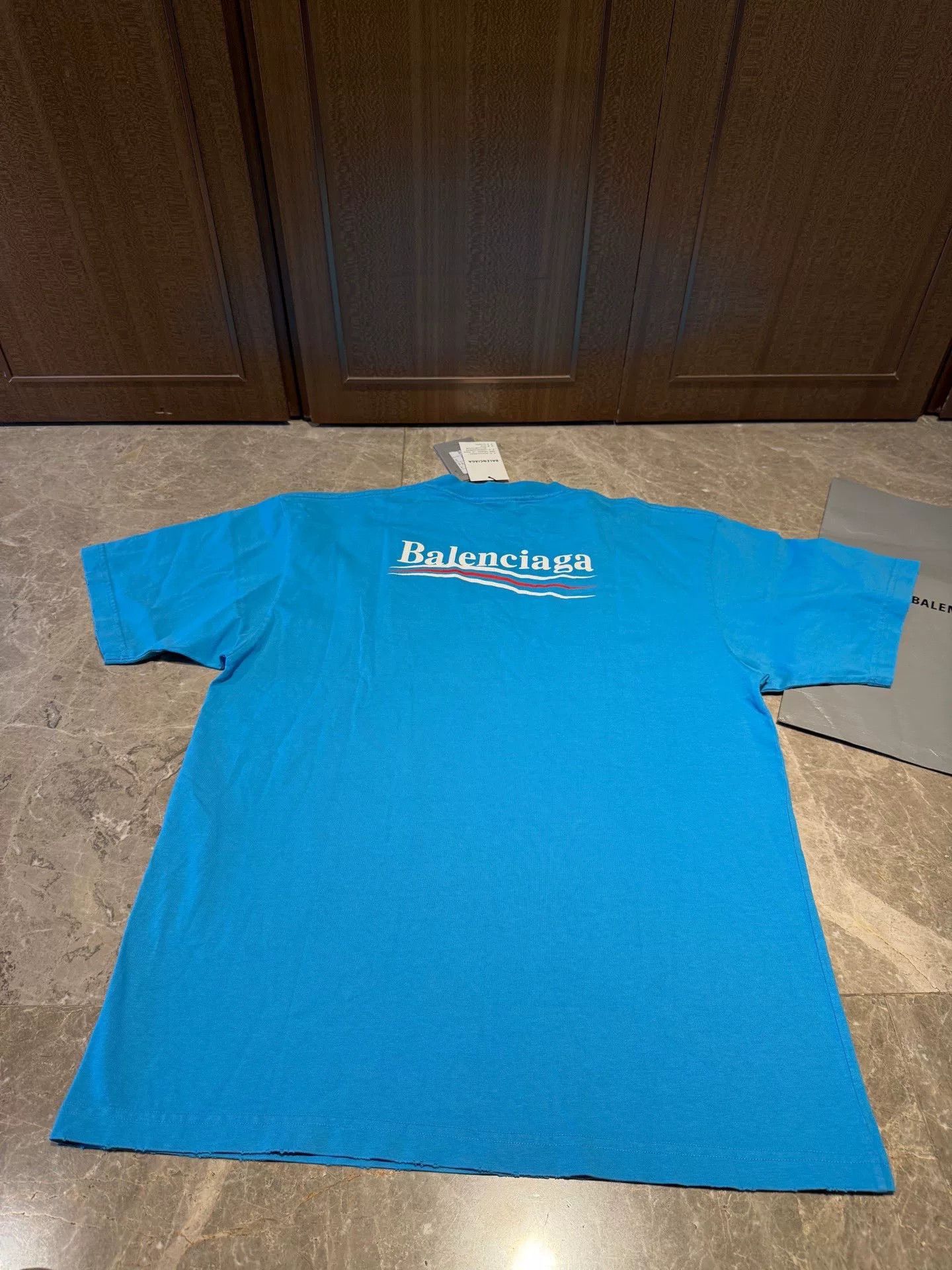 Balenciaga Balenciaga Retro Blue T-Shirt XXS Women Size XXS / US 00 / IT 34 - 2 Thumbnail