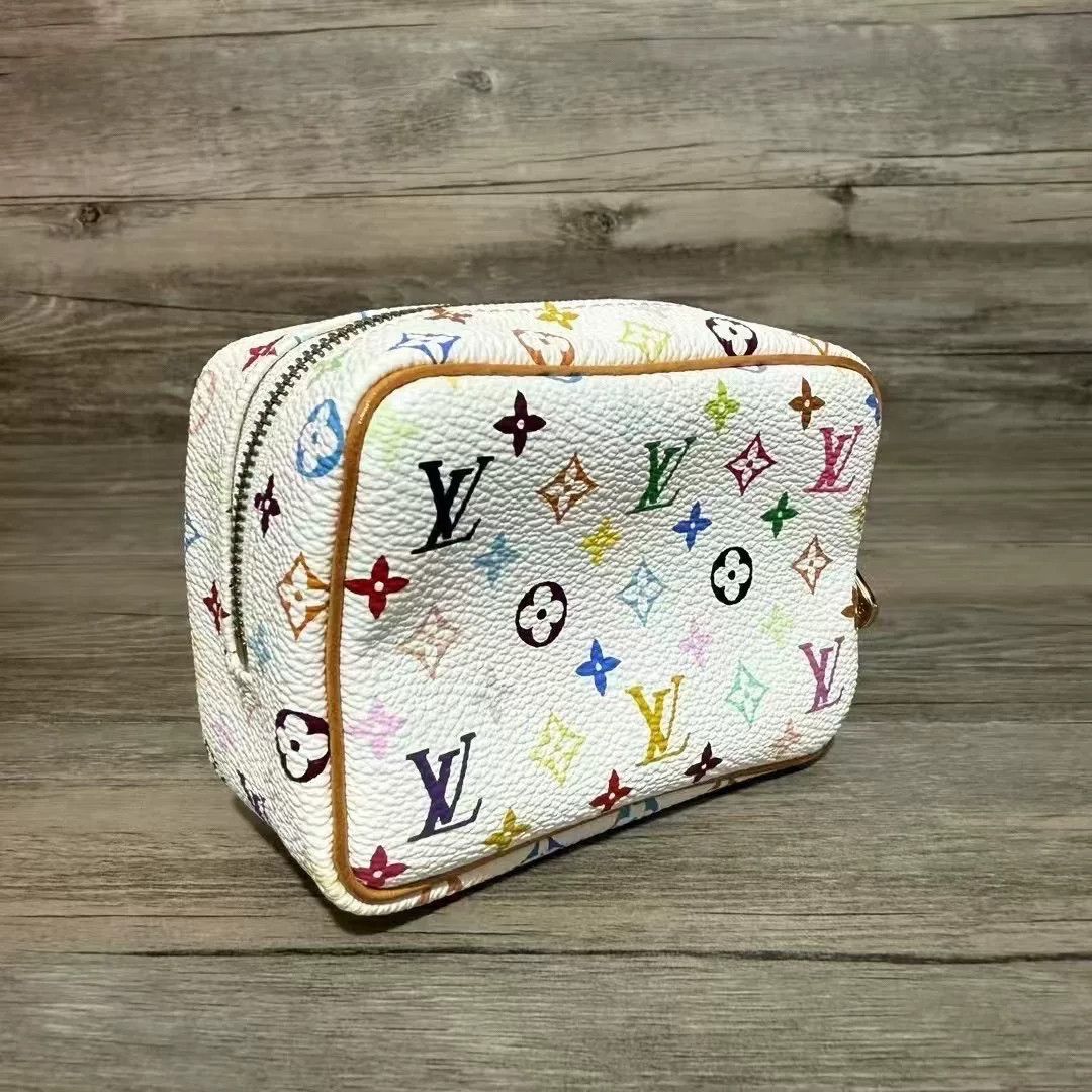 Louis Vuitton Louis Vuitton White Item 44 Men Size ONE SIZE - 4 Thumbnail