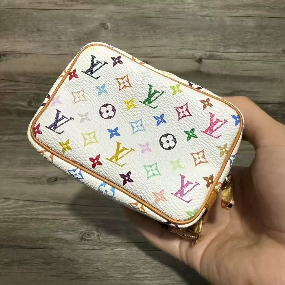 Louis Vuitton Louis Vuitton White Item 44 Men Size ONE SIZE - 7 Thumbnail